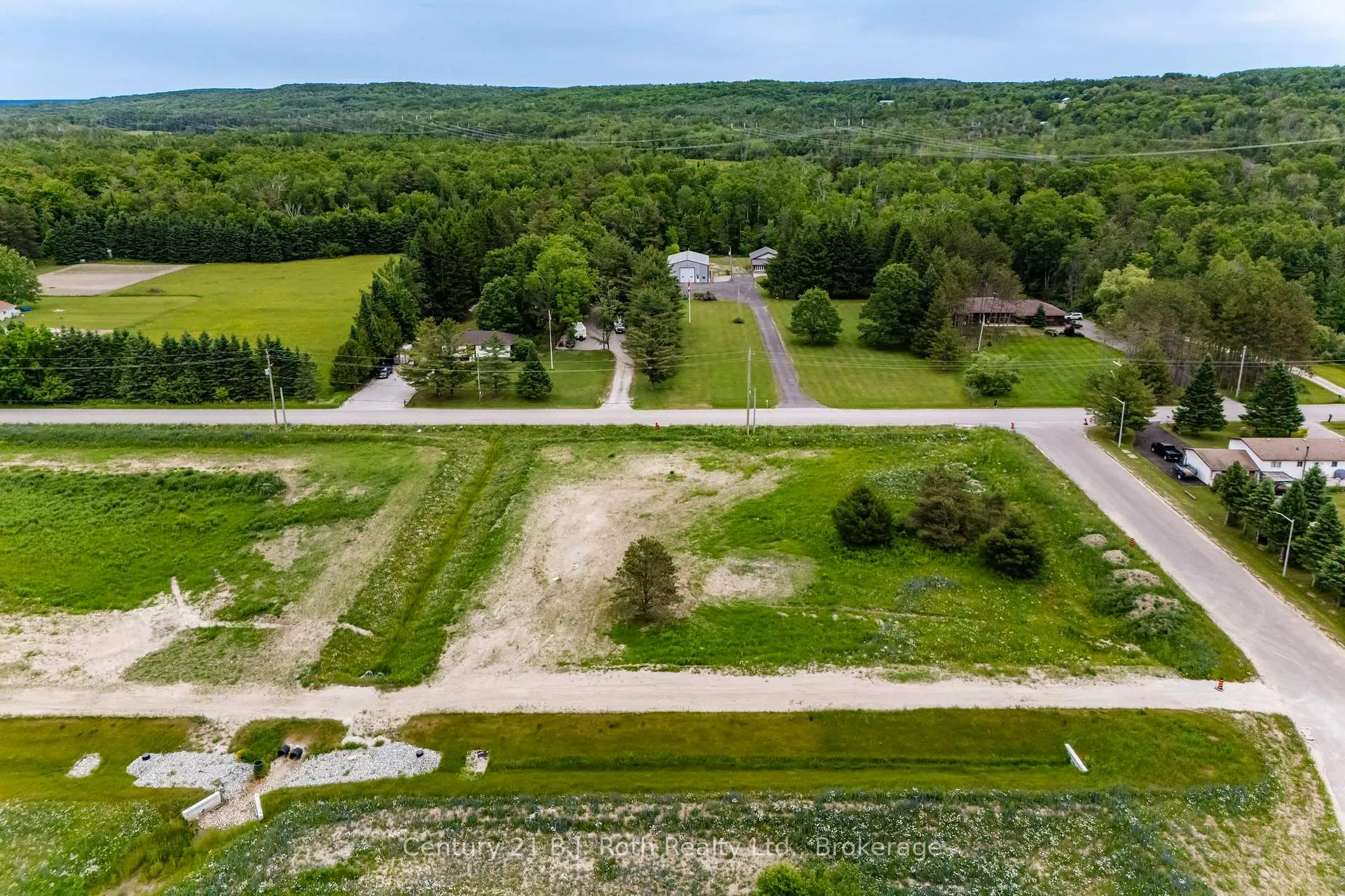 Photo 4 of 7 Scarlett Line, Springwater, Hillsdale — HOMEH