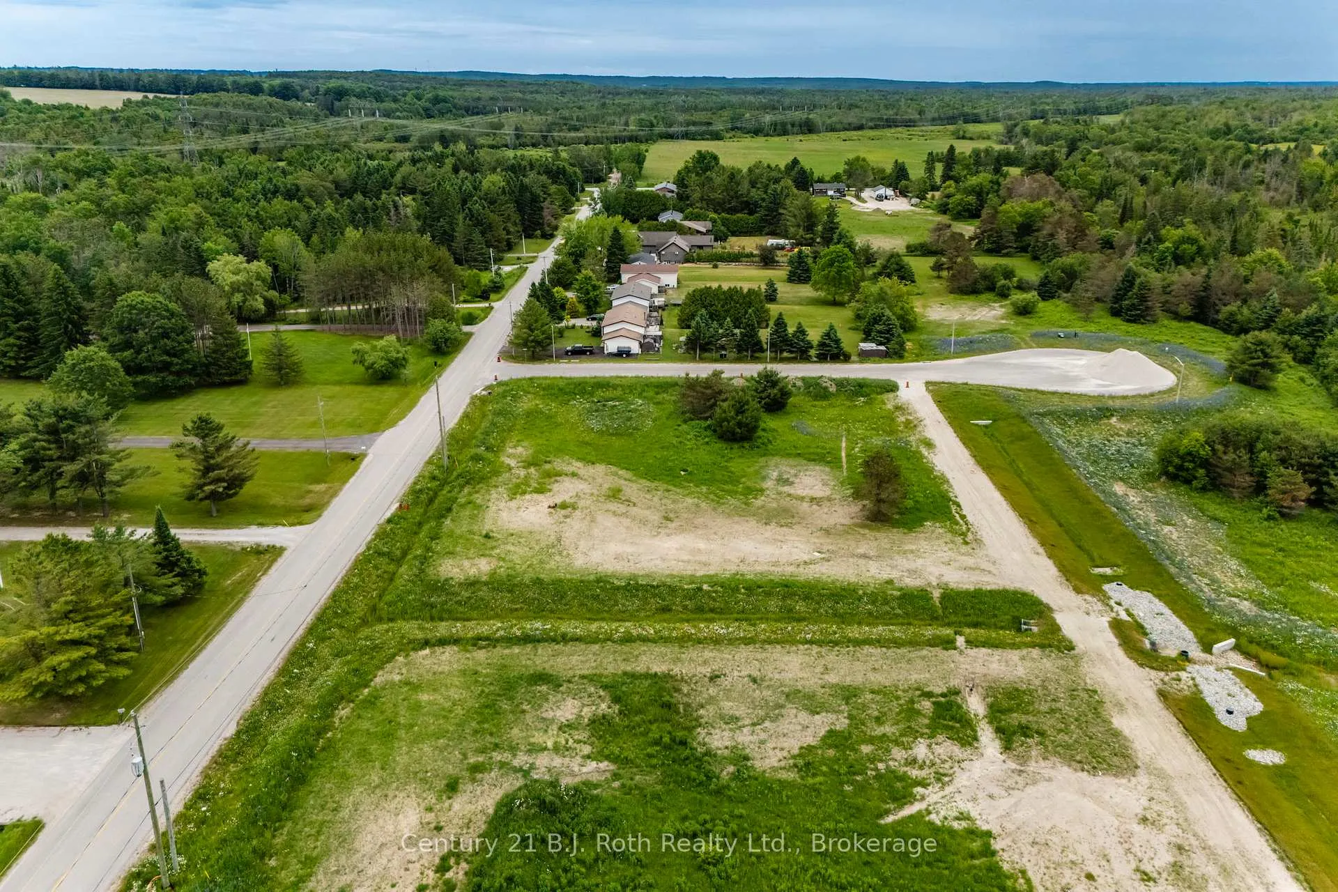 Photo 6 of 7 Scarlett Line, Springwater, Hillsdale — HOMEH