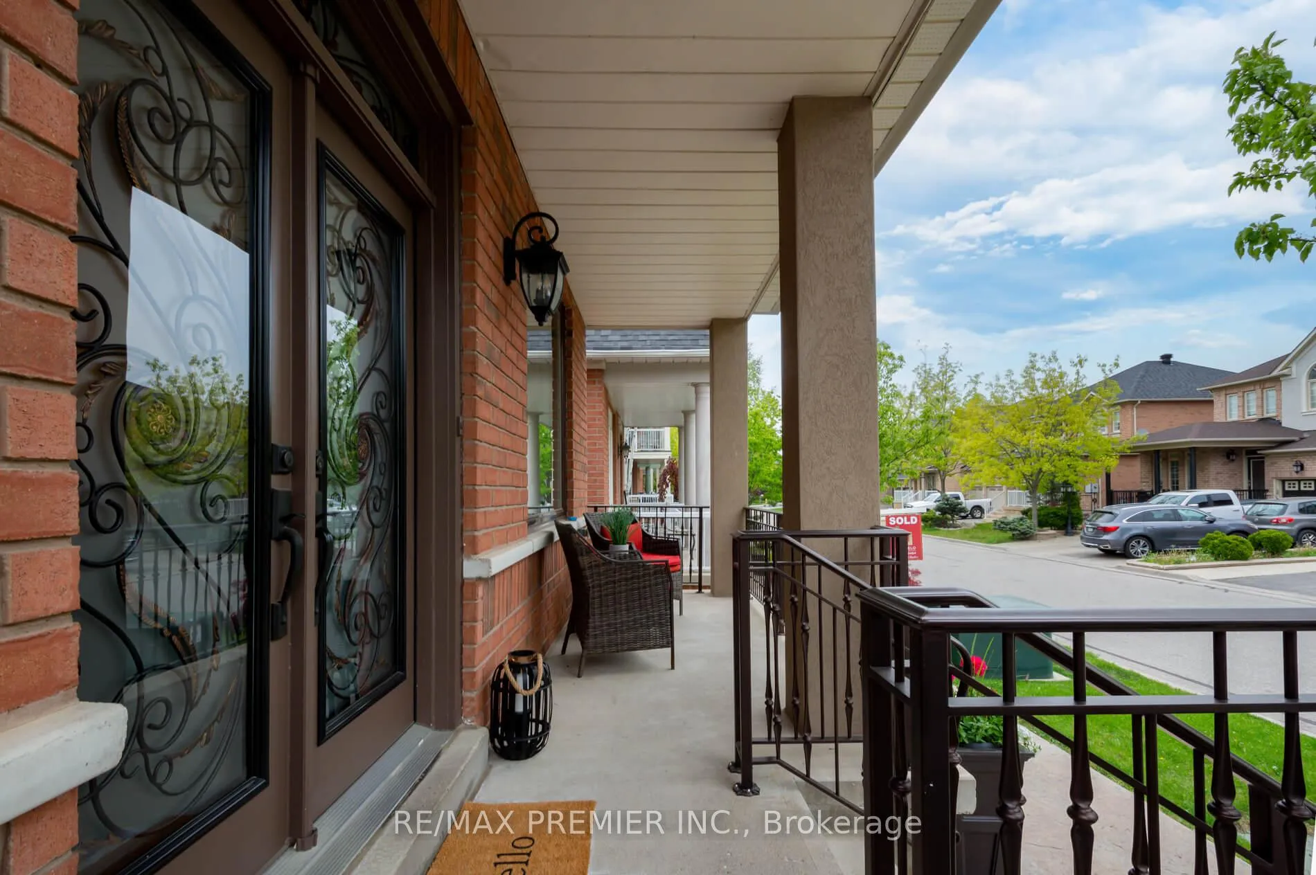 Photo 4 of 48 Braden Way, Vaughan, Vellore Village — HOMEH