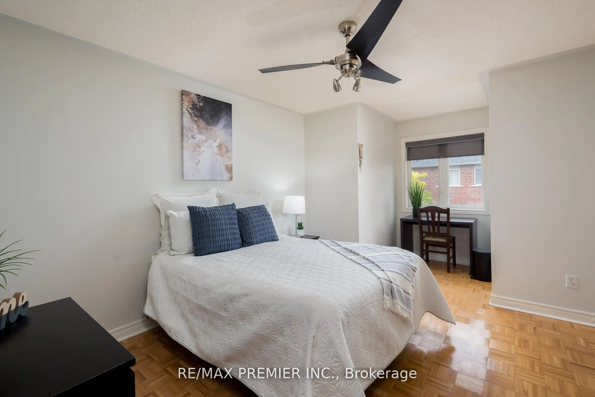 Photo 14 of 48 Braden Way, Vaughan, Vellore Village — HOMEH