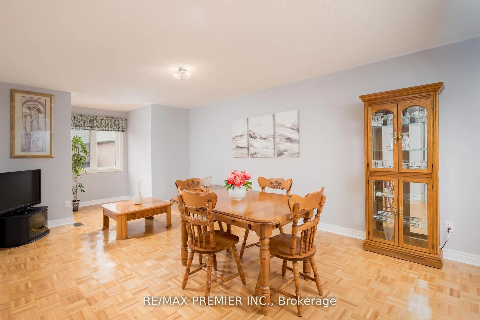 Photo 21 of 48 Braden Way, Vaughan, Vellore Village — HOMEH