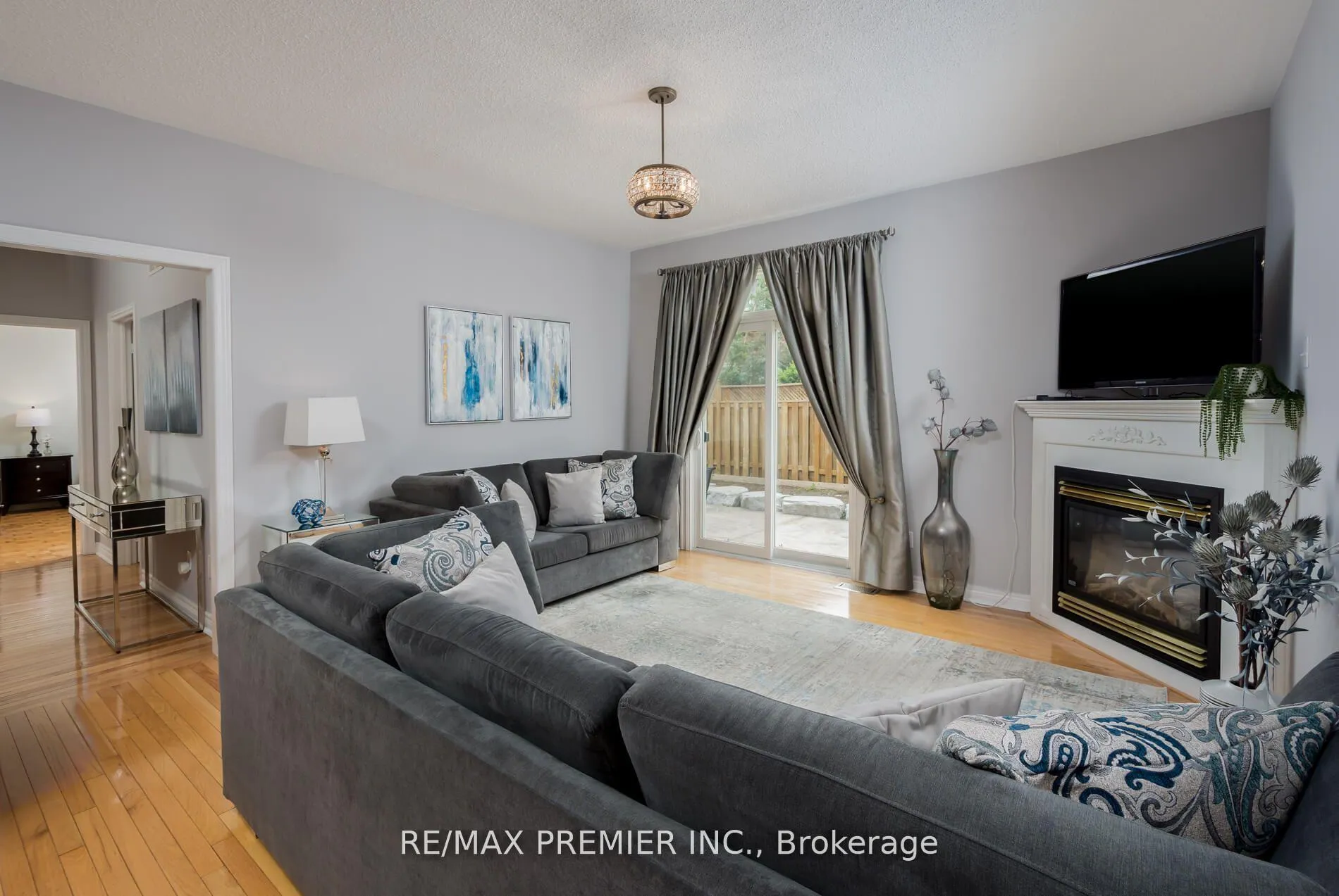 Photo 25 of 48 Braden Way, Vaughan, Vellore Village — HOMEH