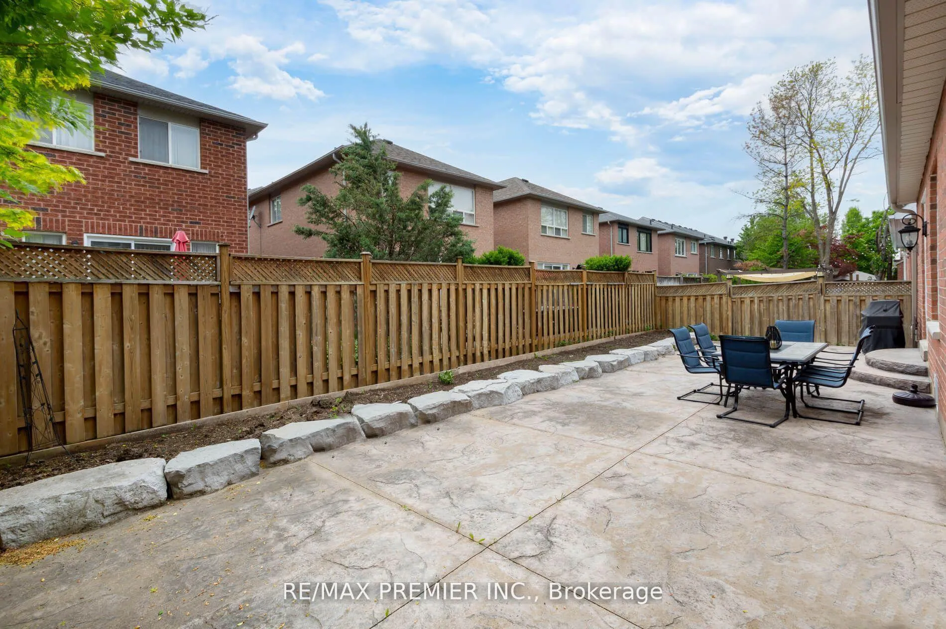 Photo 29 of 48 Braden Way, Vaughan, Vellore Village — HOMEH