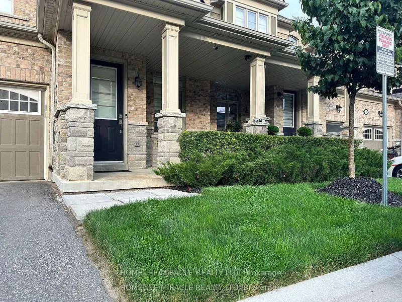 Photo 3 of 80 Workmen's Circle, Ajax, Northeast Ajax — HOMEH