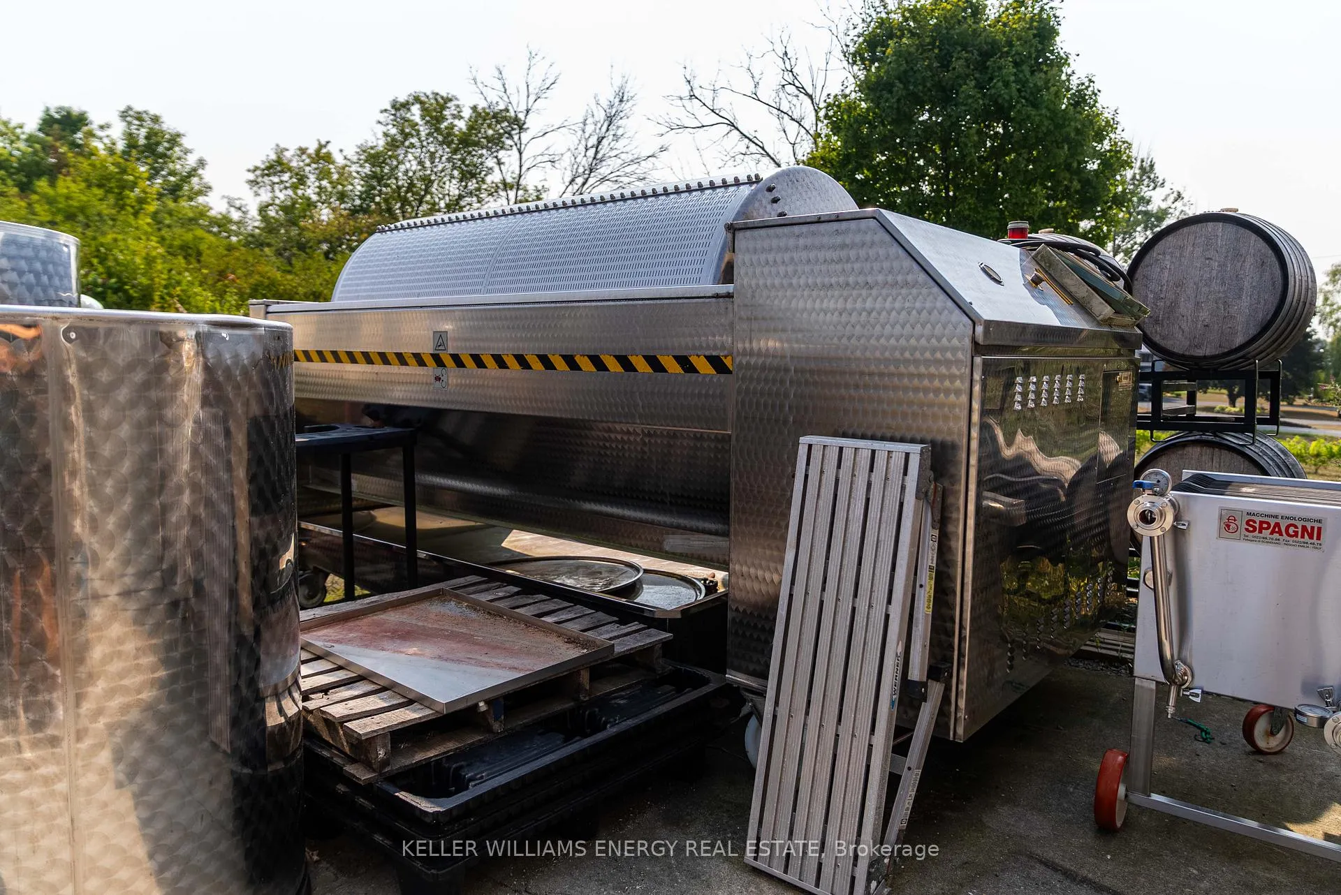 Photo 26 of 804 Closson Road, Prince Edward County, Hillier — HOMEH