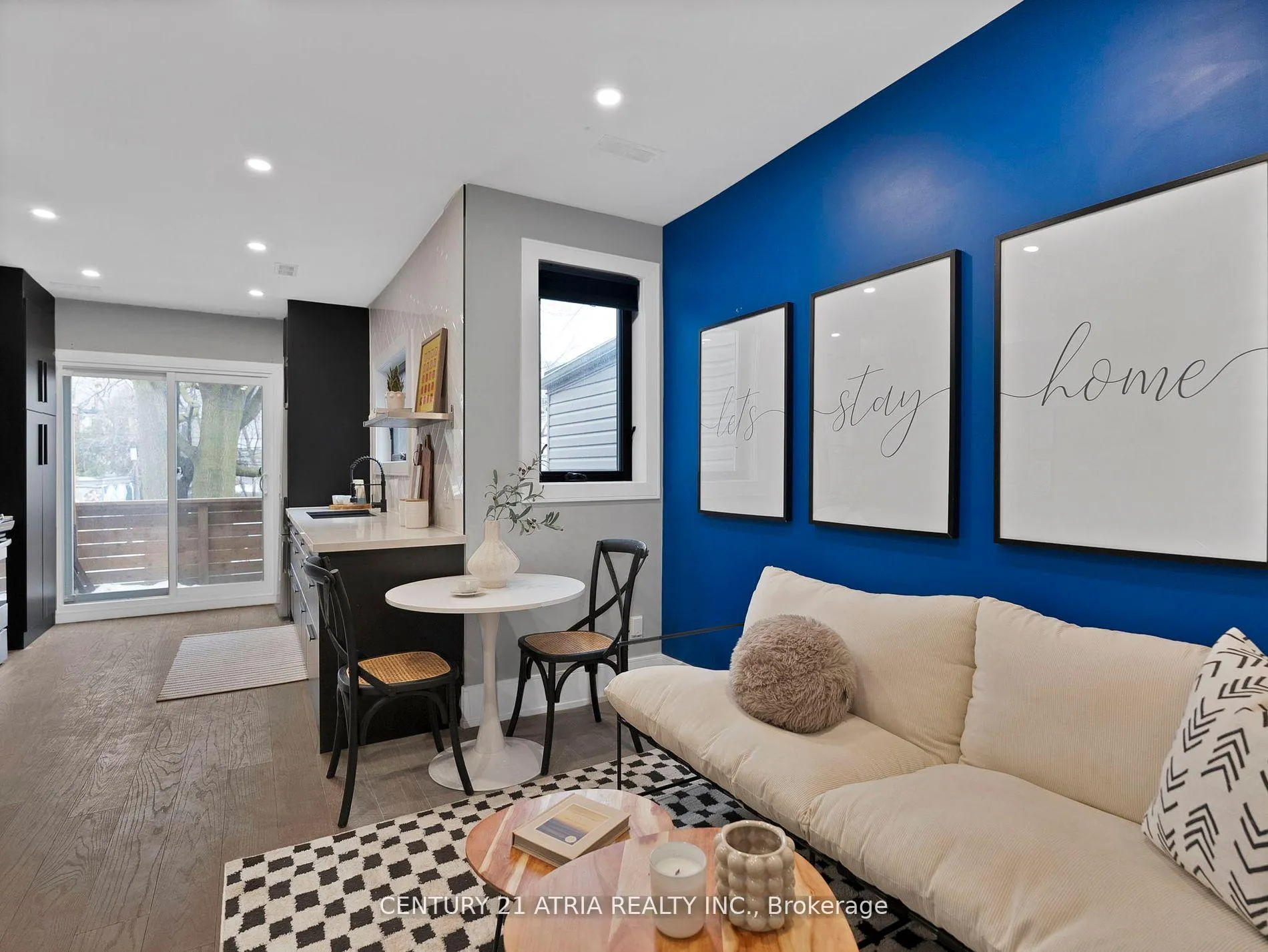 Photo 4 of 15 Rebecca Street, Toronto, Trinity-Bellwoods — HOMEH