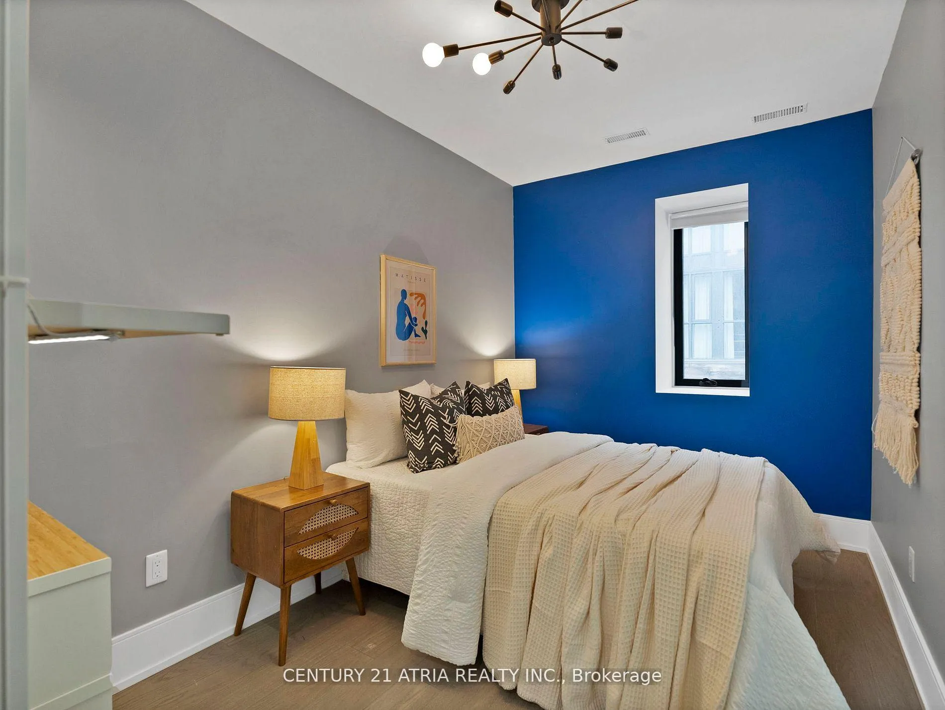 Photo 14 of 15 Rebecca Street, Toronto, Trinity-Bellwoods — HOMEH