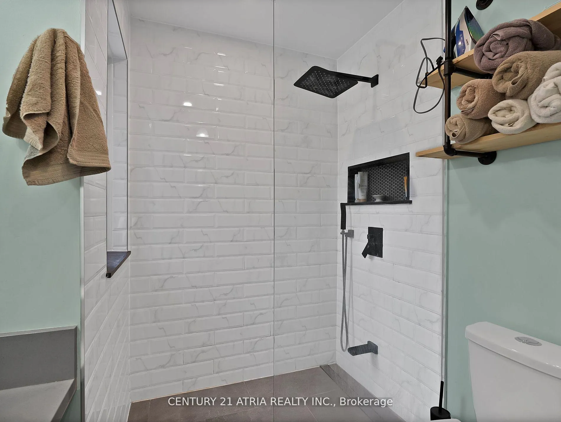 Photo 18 of 15 Rebecca Street, Toronto, Trinity-Bellwoods — HOMEH