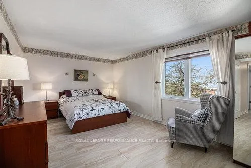 Photo 16 of 27 Briermoor Crescent, Ottawa, Hunt Club Park/Greenboro — HOMEH