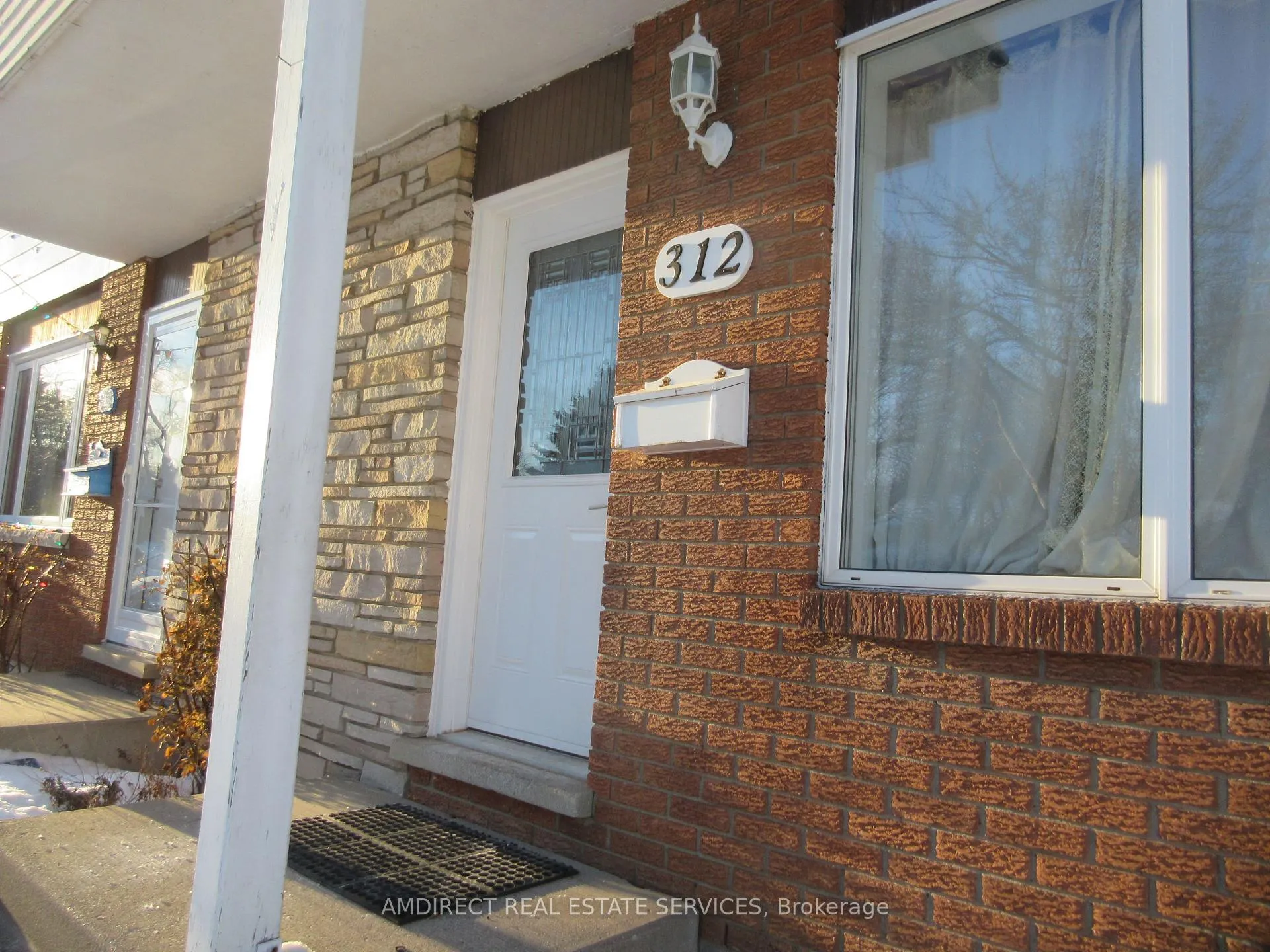 Photo 4 of 312 Karn Street, Kitchener, Victoria Hills — HOMEH