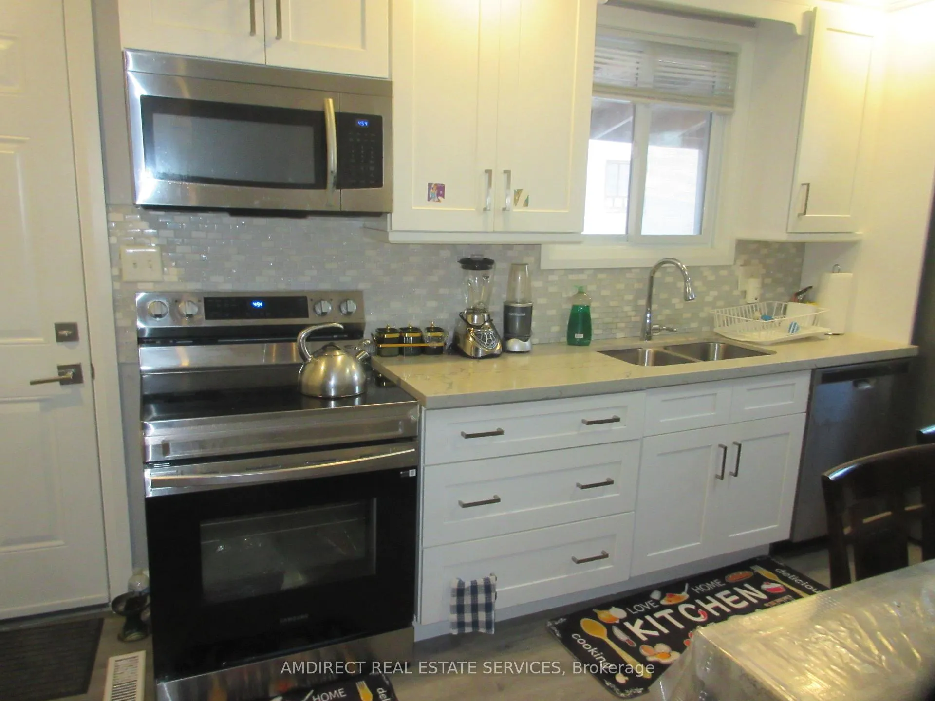 Photo 8 of 312 Karn Street, Kitchener, Victoria Hills — HOMEH