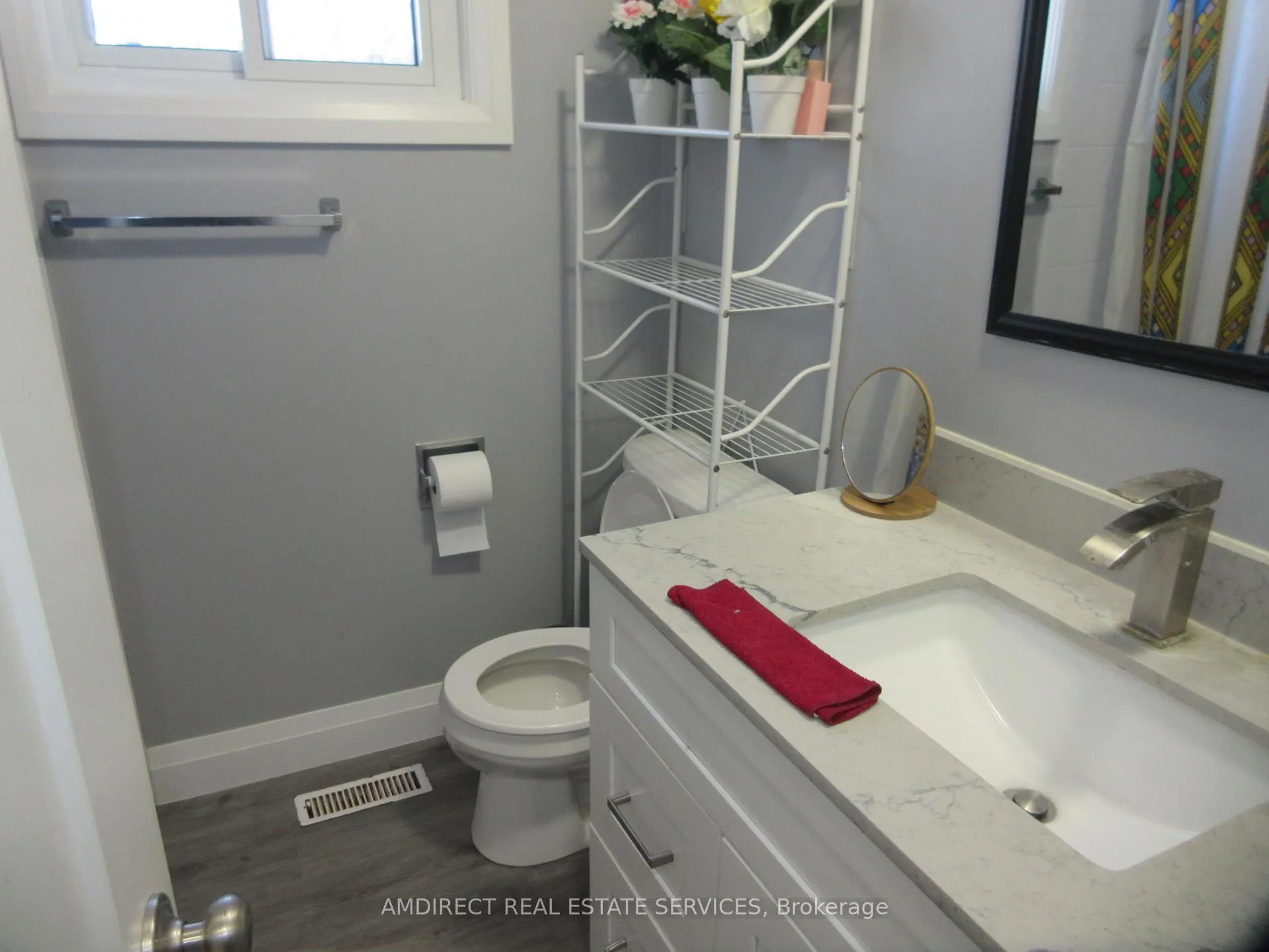 Photo 19 of 312 Karn Street, Kitchener, Victoria Hills — HOMEH