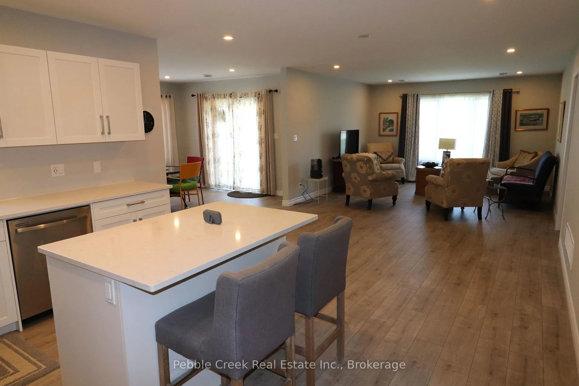 Photo 9 of 6 Highview Street, Ashfield-Colborne-Wawanosh, Colborne — HOMEH