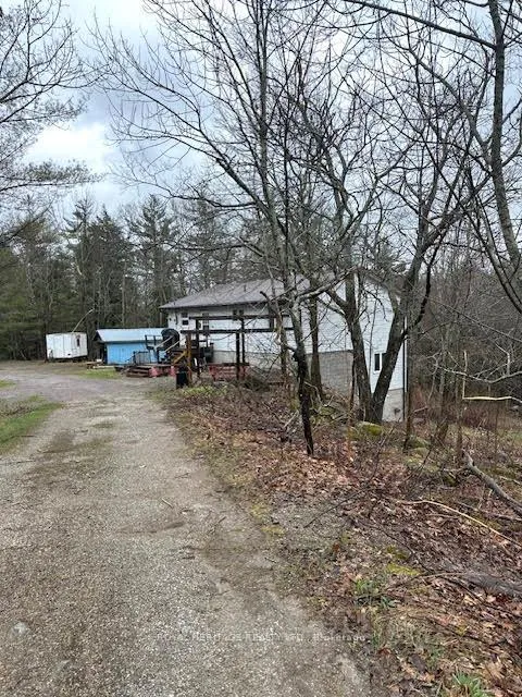 Photo 5 of 1020 Parkholme Road, Gravenhurst, Wood (Gravenhurst) — HOMEH