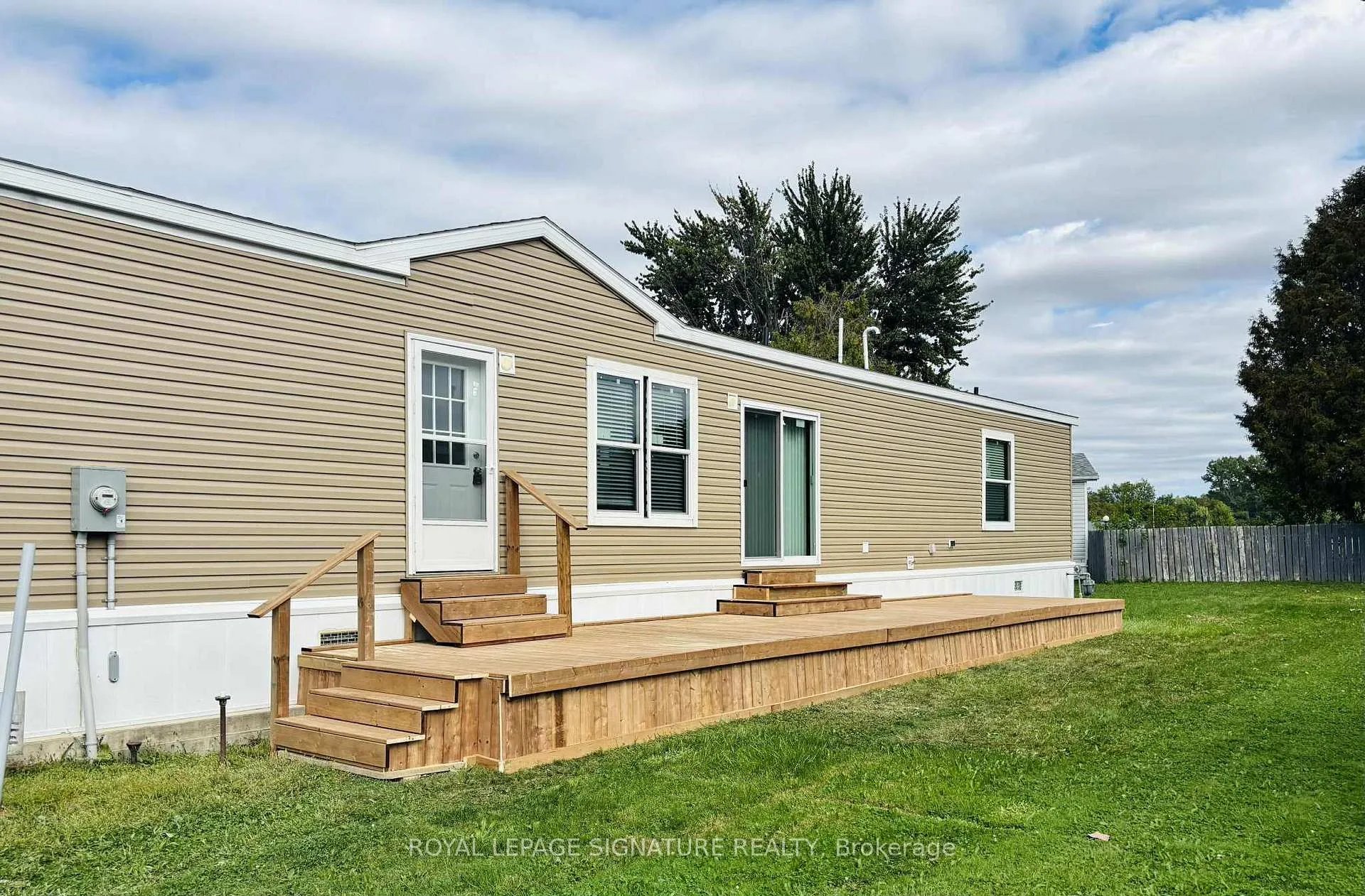 Photo 1 of 126 Regency Drive, Chatham-Kent, Chatham — HOMEH