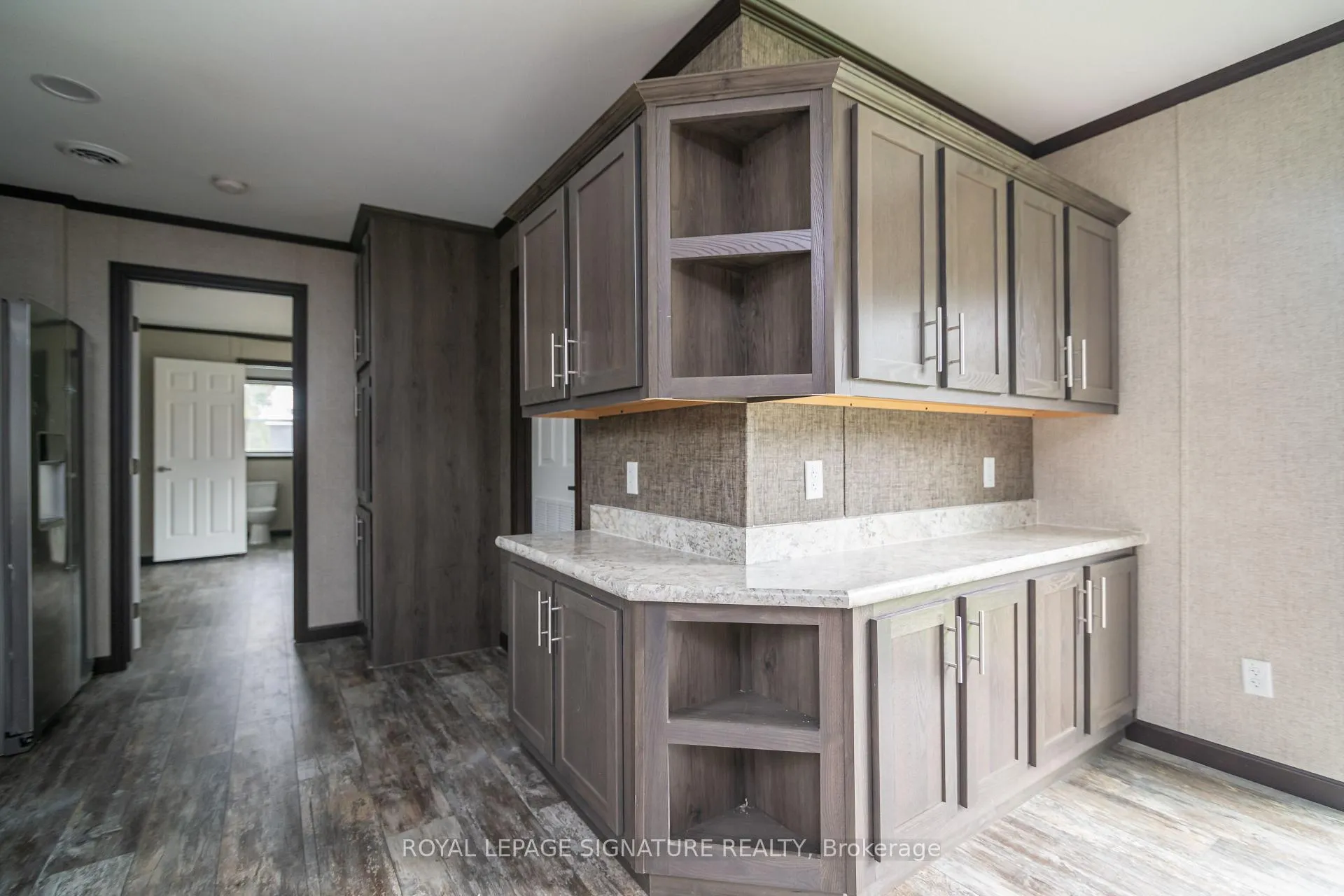 Photo 17 of 126 Regency Drive, Chatham-Kent, Chatham — HOMEH