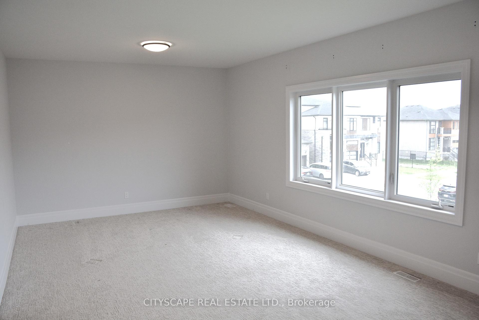 Photo 18 of 5 Sass Crescent, Brant, Paris — HOMEH