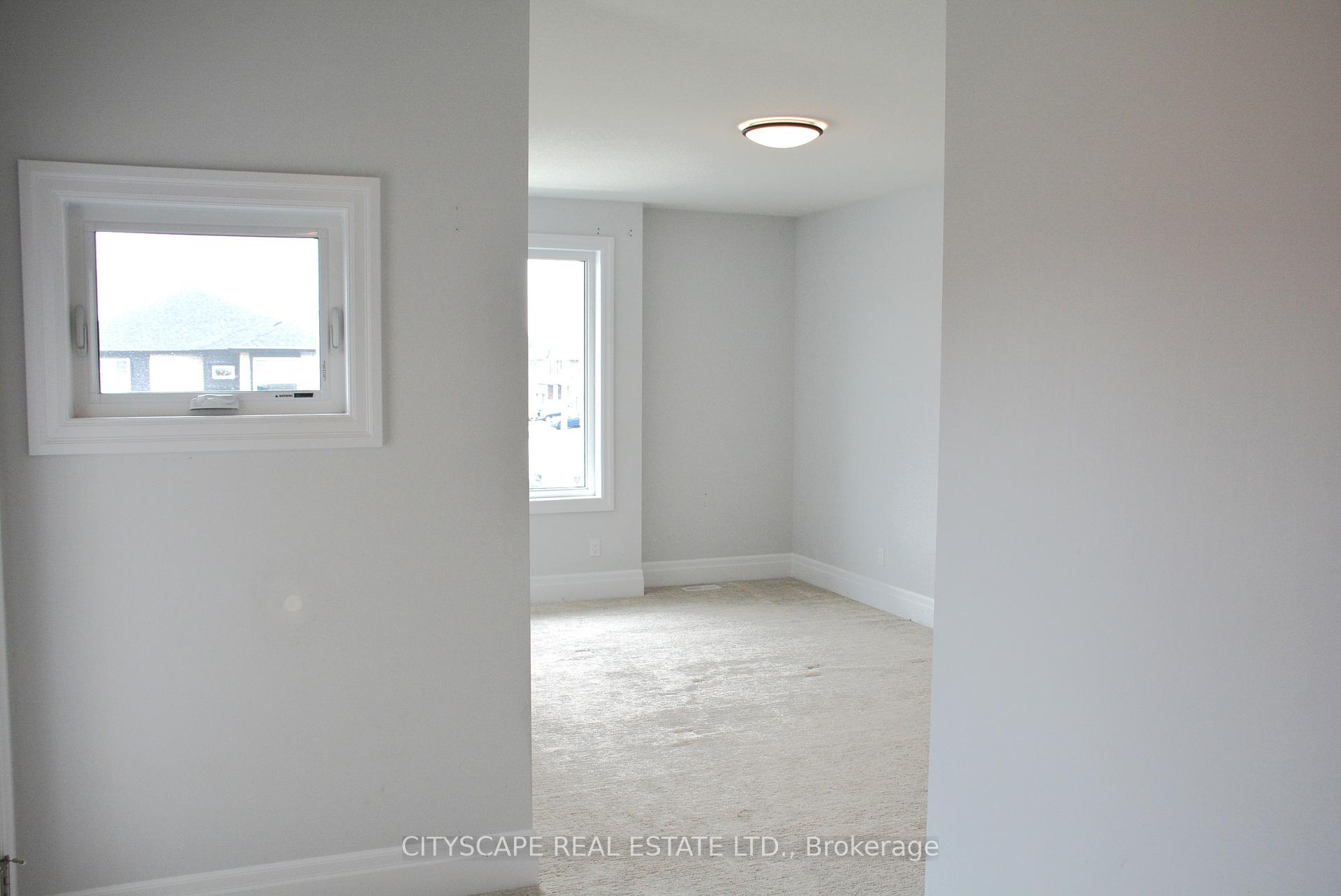 Photo 33 of 5 Sass Crescent, Brant, Paris — HOMEH