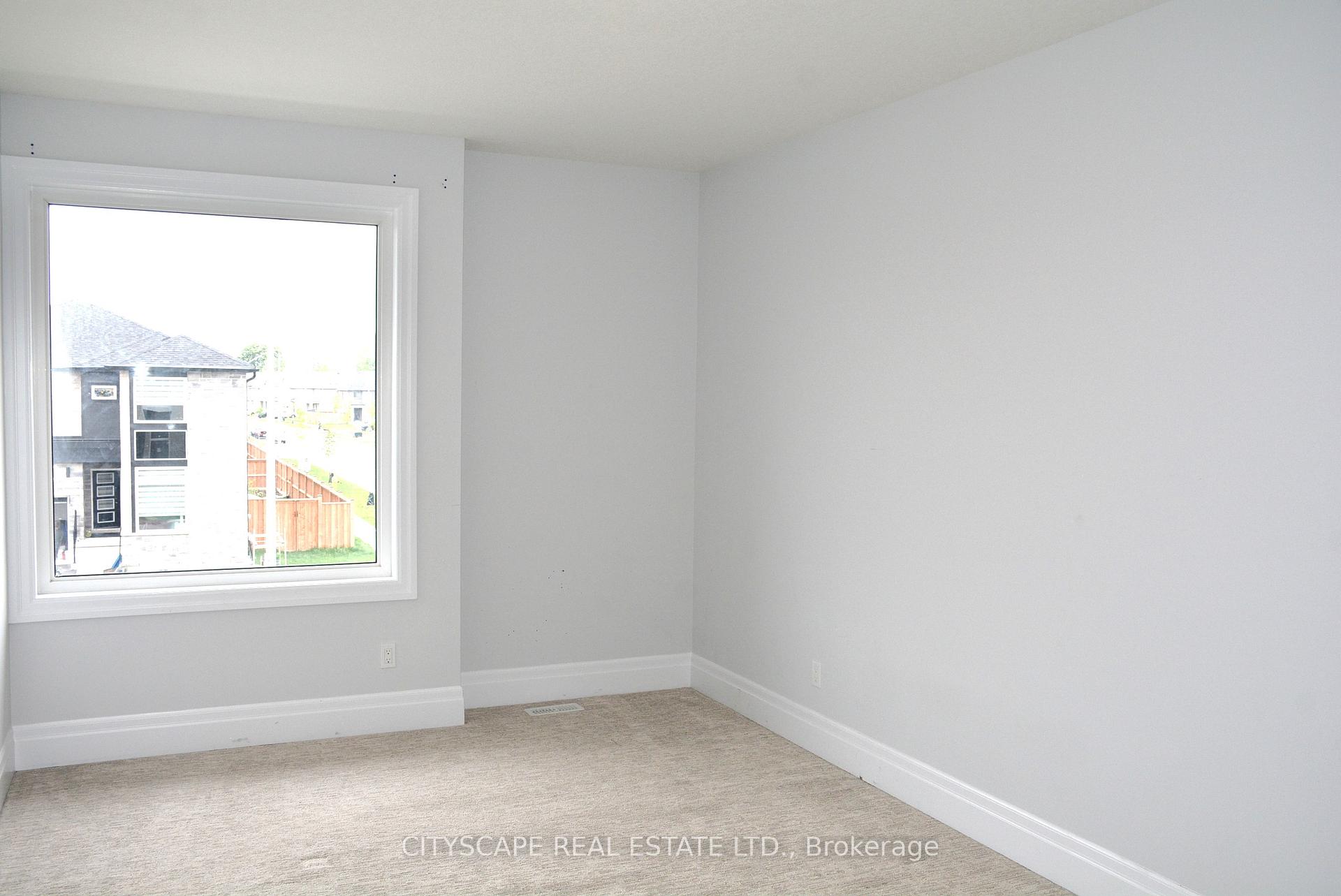 Photo 34 of 5 Sass Crescent, Brant, Paris — HOMEH