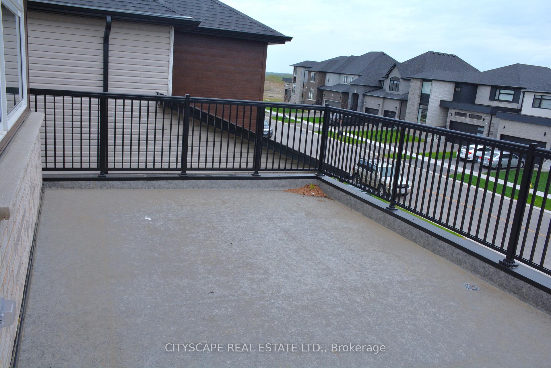 Photo 36 of 5 Sass Crescent, Brant, Paris — HOMEH