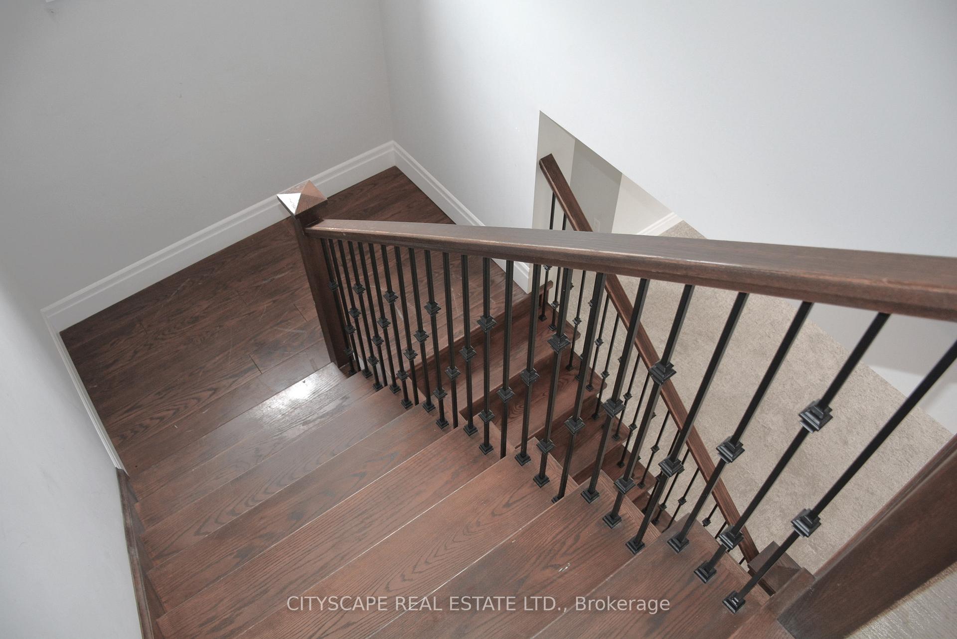 Photo 41 of 5 Sass Crescent, Brant, Paris — HOMEH