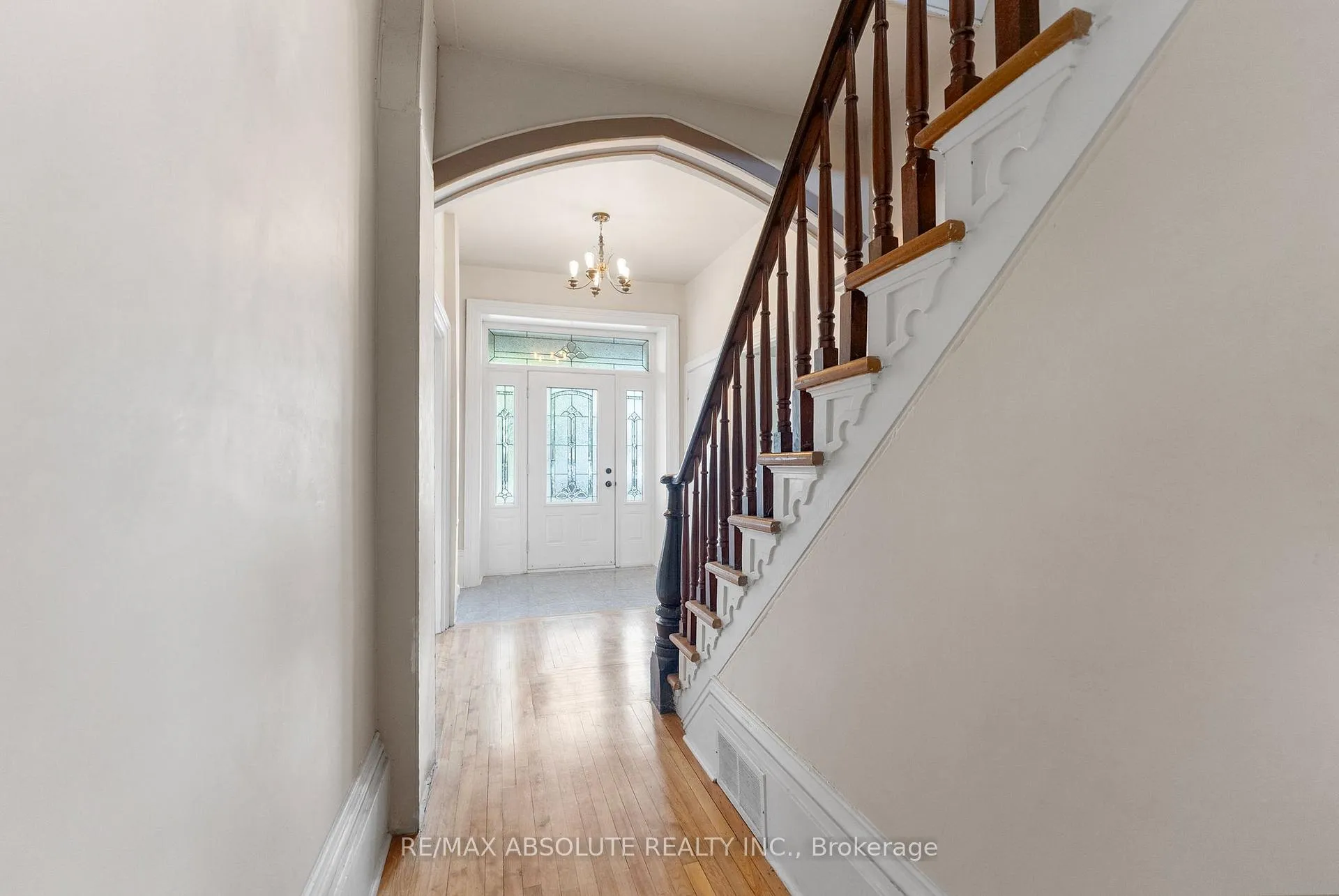 Photo 7 of 24 Ottawa Street, Arnprior — HOMEH