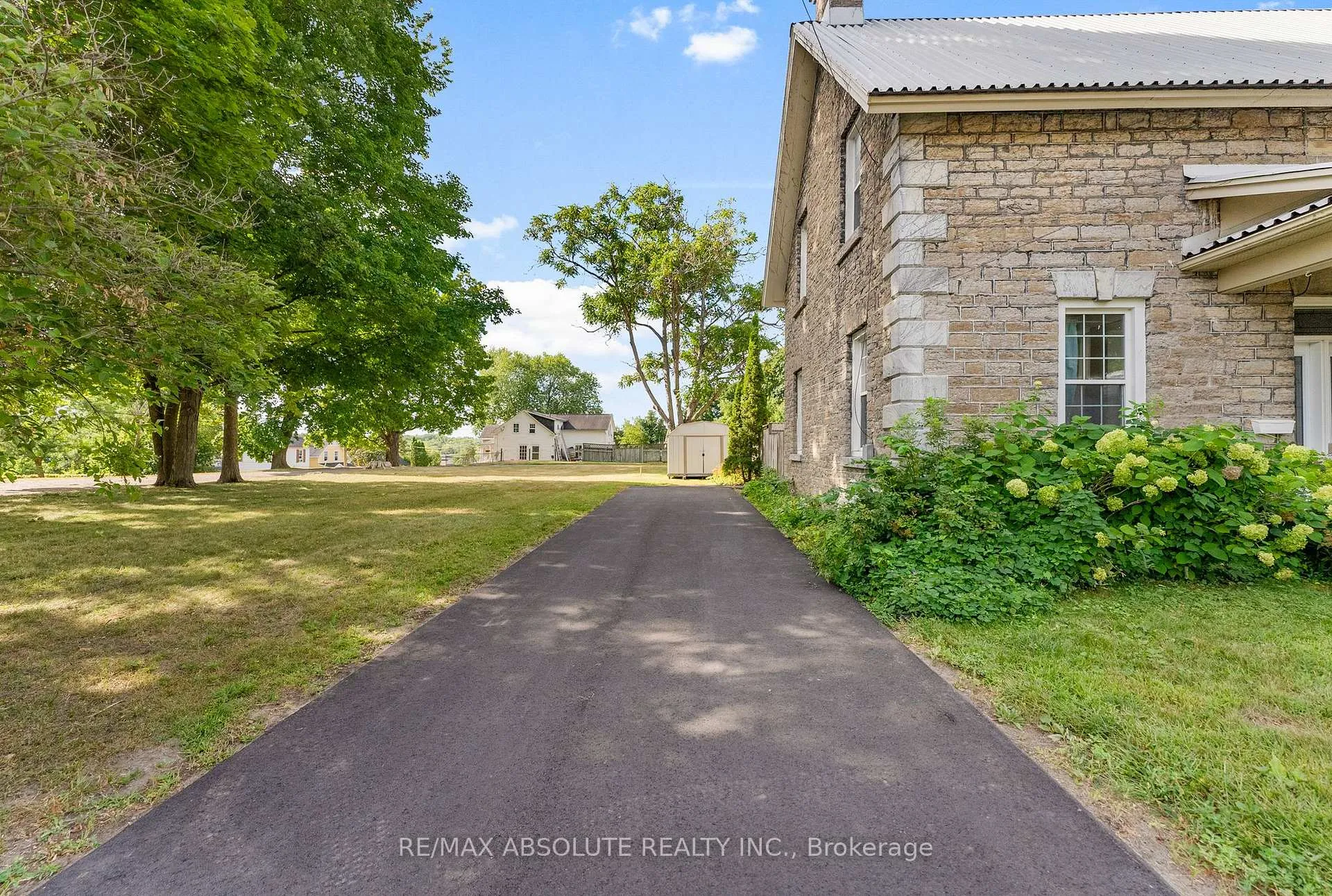 Photo 37 of 24 Ottawa Street, Arnprior — HOMEH