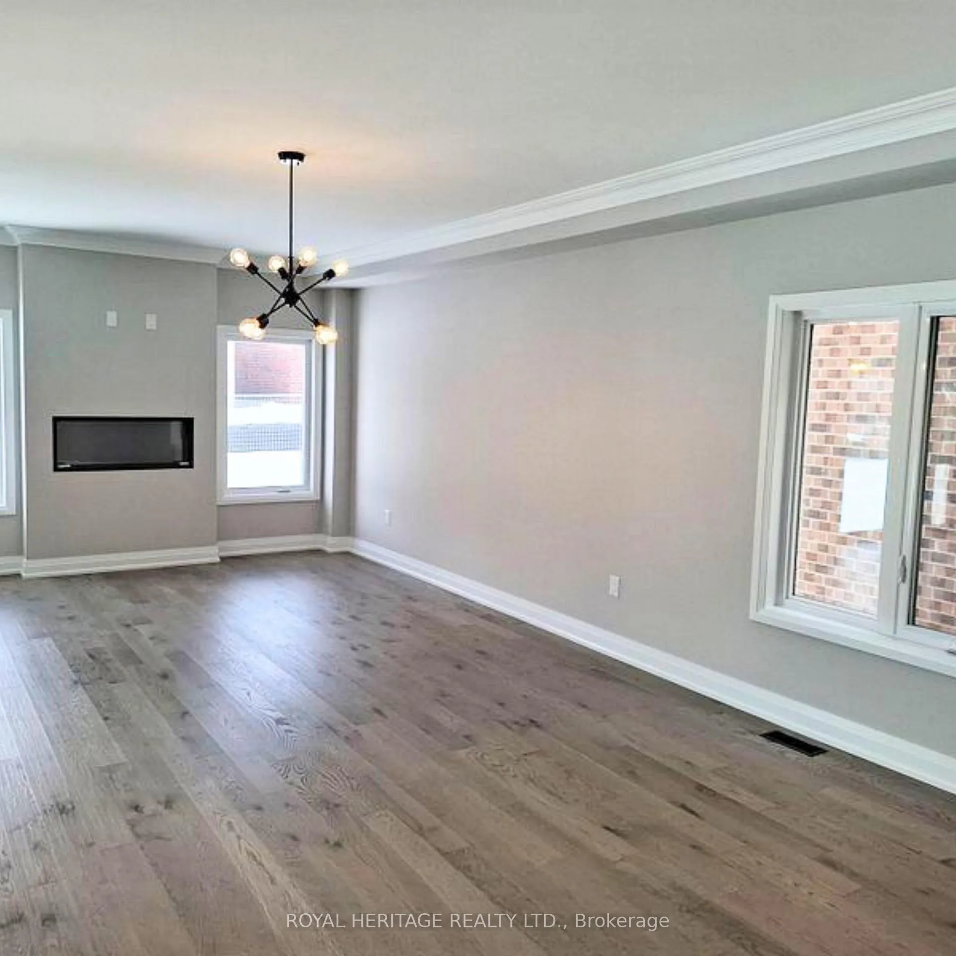 Photo 5 of 44 St Augustine Drive, Whitby, Brooklin — HOMEH