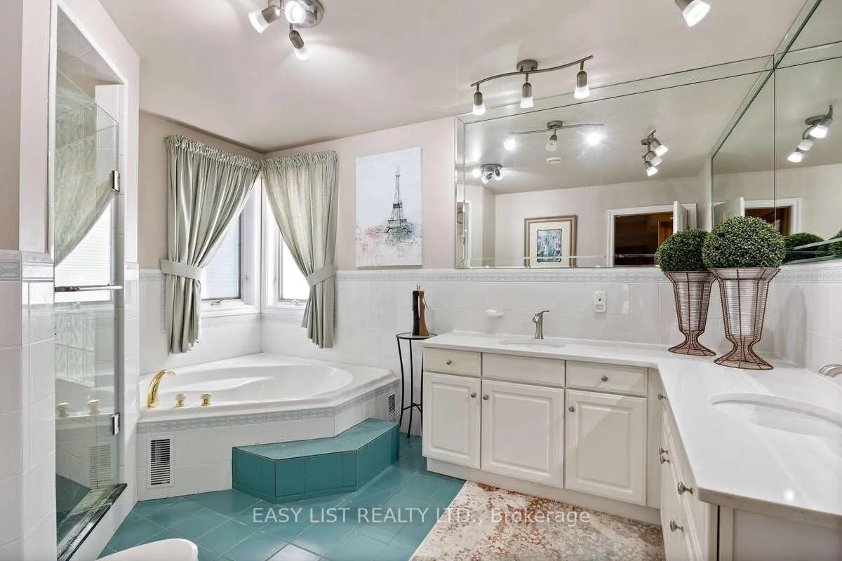 Photo 34 of 541 Kerr Crescent, Lakeshore — HOMEH
