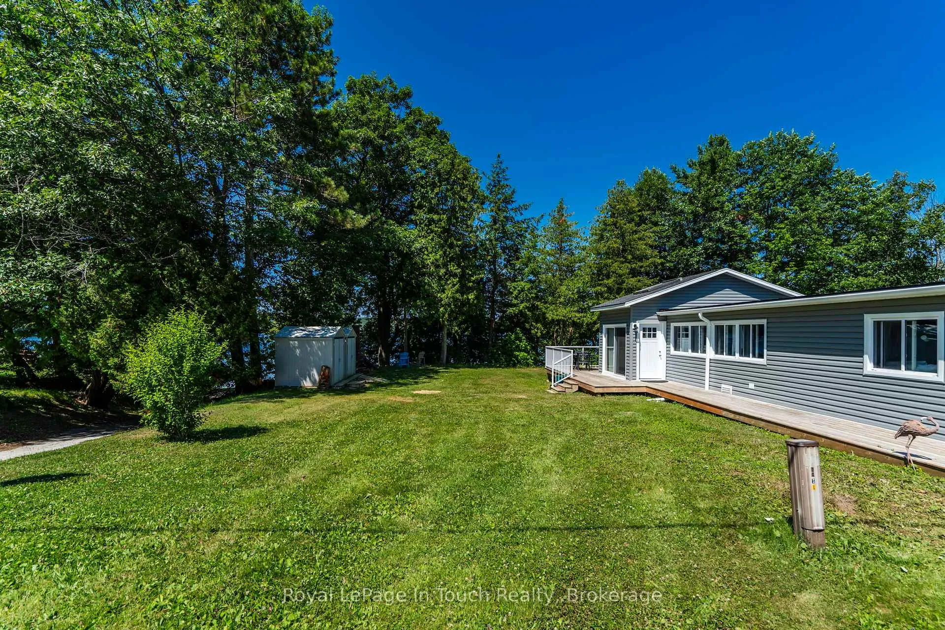 Photo 34 of 30 Lakeshore Road, Midland — HOMEH
