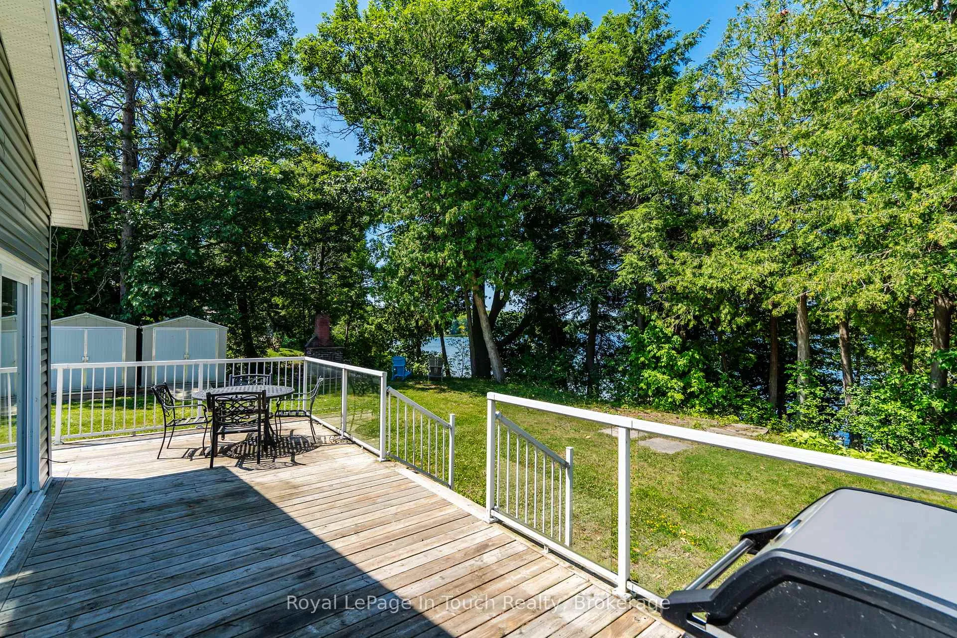 Photo 37 of 30 Lakeshore Road, Midland — HOMEH