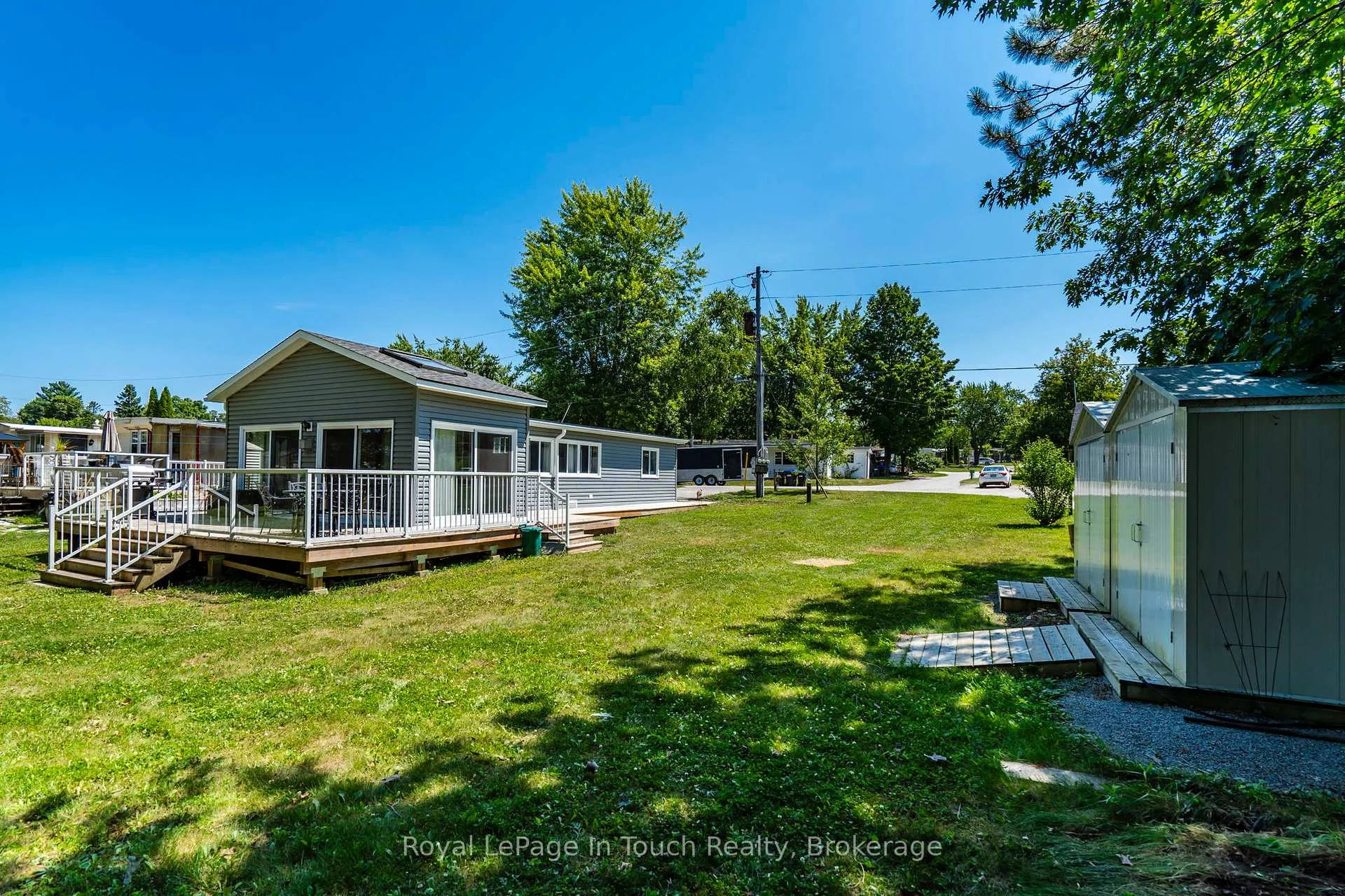 Photo 41 of 30 Lakeshore Road, Midland — HOMEH