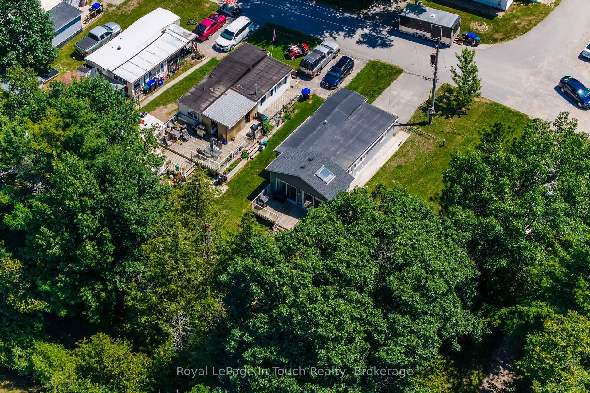 Photo 49 of 30 Lakeshore Road, Midland — HOMEH