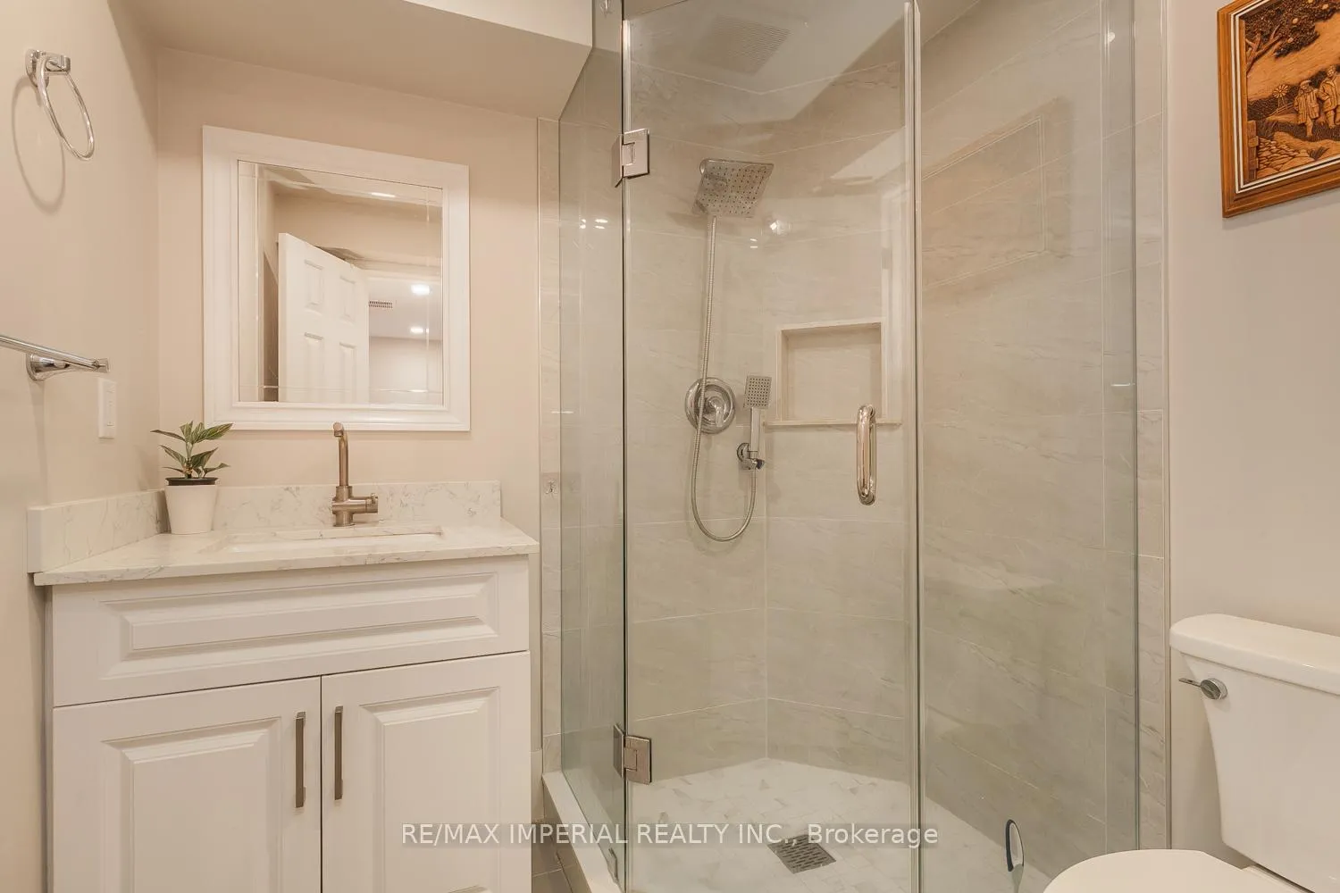 Photo 24 of 85 Maple Ridge Crescent E, Markham, Greensborough — HOMEH
