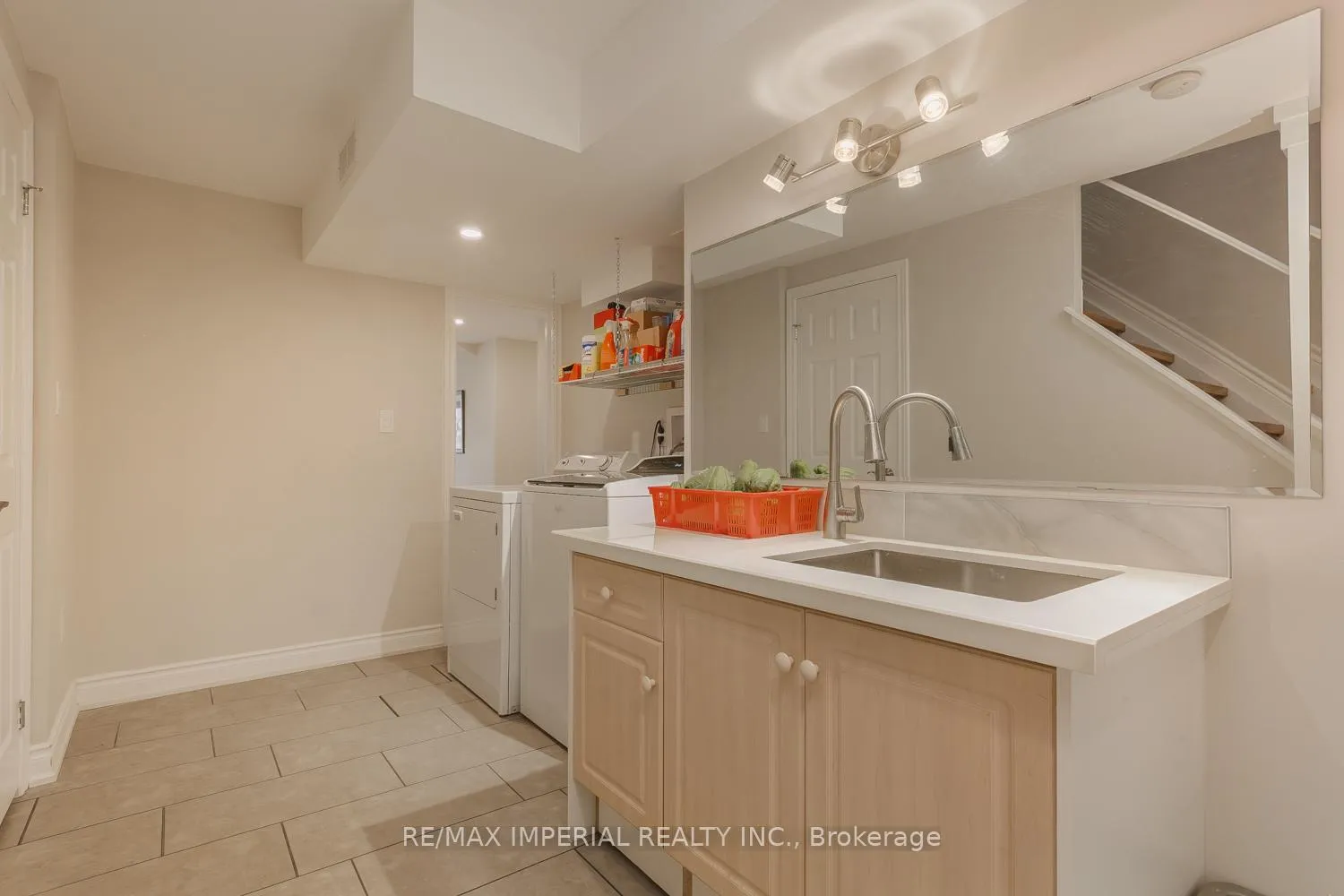 Photo 25 of 85 Maple Ridge Crescent E, Markham, Greensborough — HOMEH