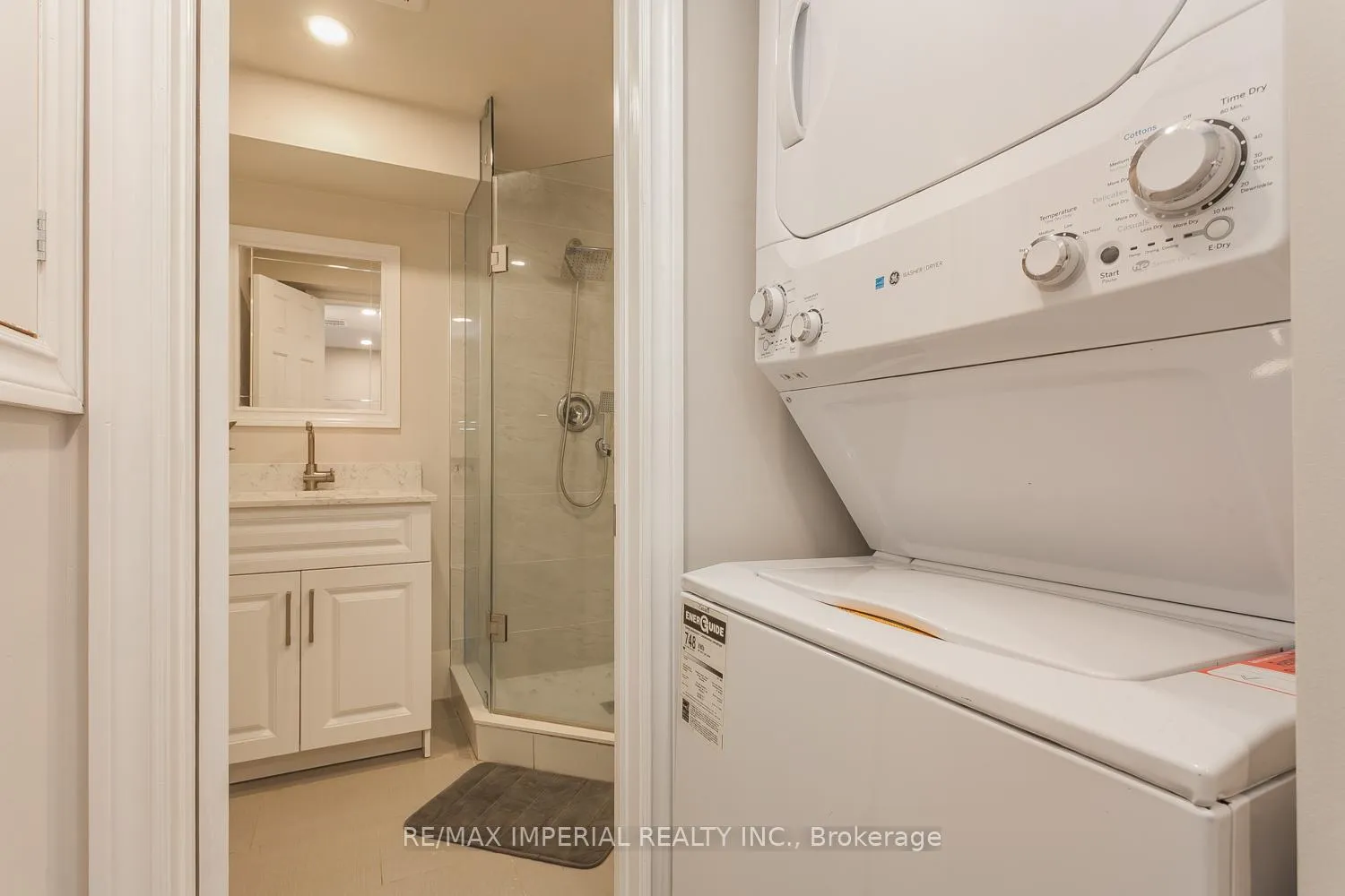 Photo 26 of 85 Maple Ridge Crescent E, Markham, Greensborough — HOMEH