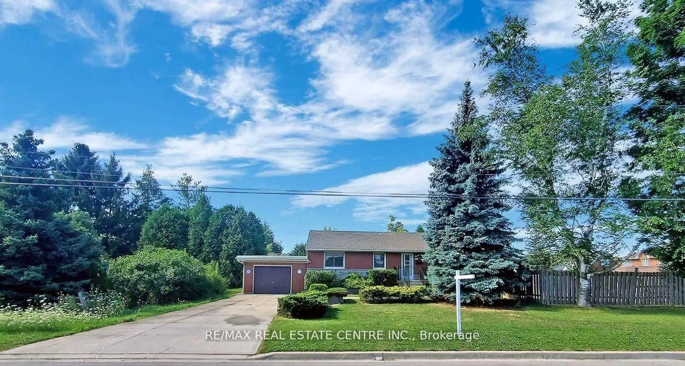 Photo 4 of 103 Chester Avenue, Hamilton, Gourley — HOMEH