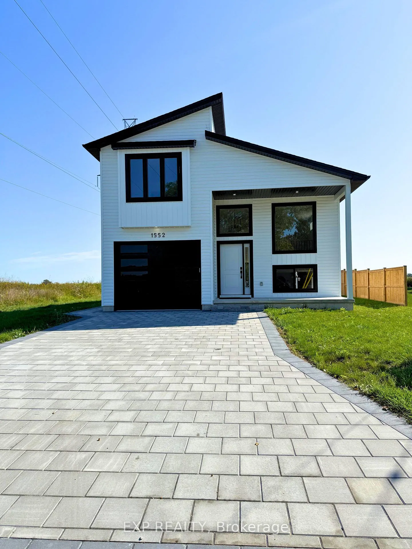 Photo 2 of 1552 Melwood Drive, St. Clair — HOMEH