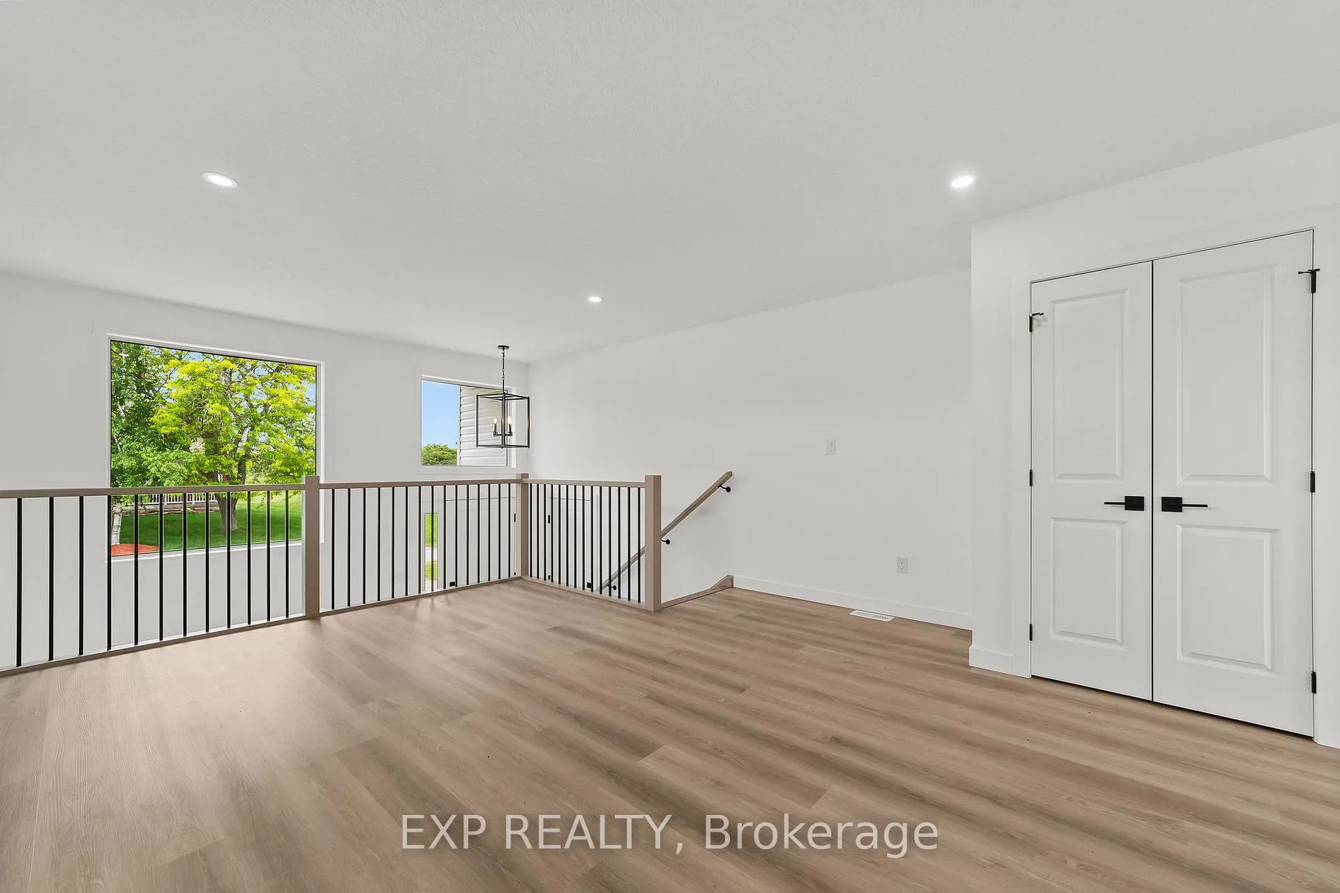 Photo 9 of 1552 Melwood Drive, St. Clair — HOMEH