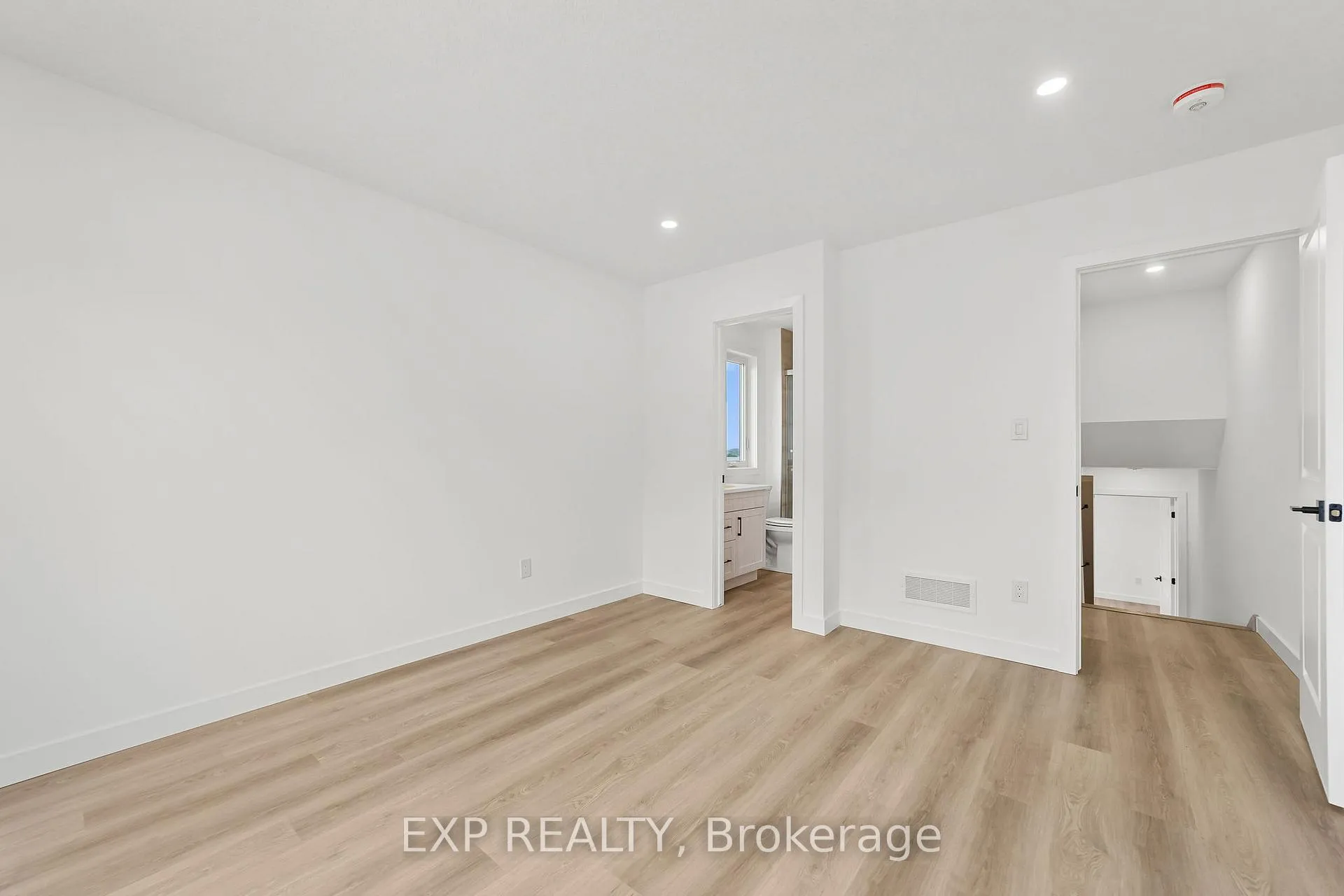 Photo 15 of 1552 Melwood Drive, St. Clair — HOMEH