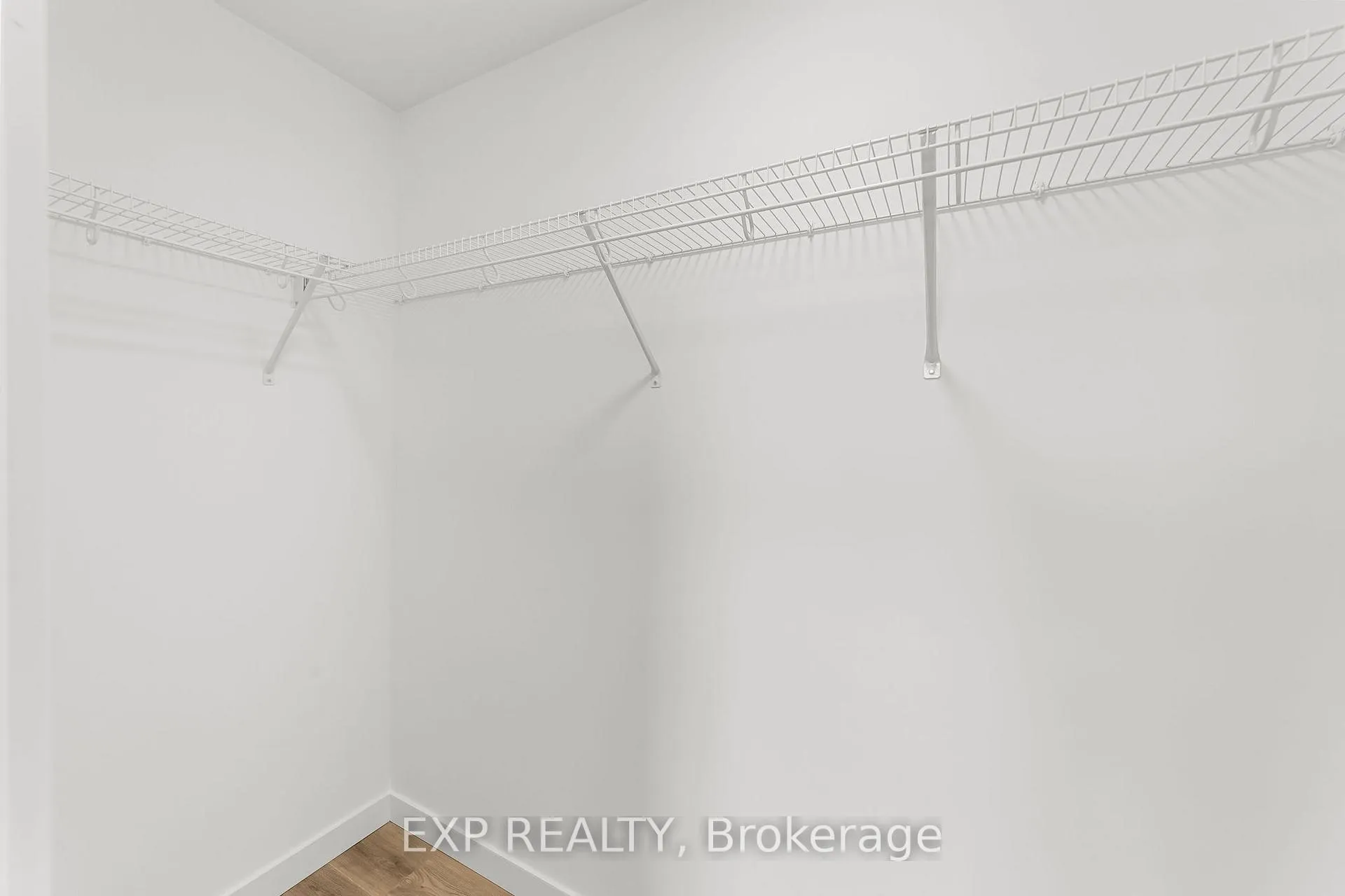 Photo 17 of 1552 Melwood Drive, St. Clair — HOMEH