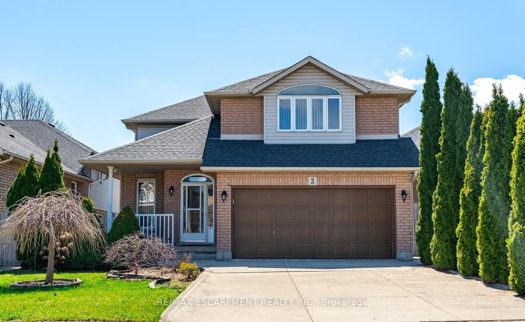 Photo 1 of 3 Resolute Drive, Hamilton, Crerar — HOMEH