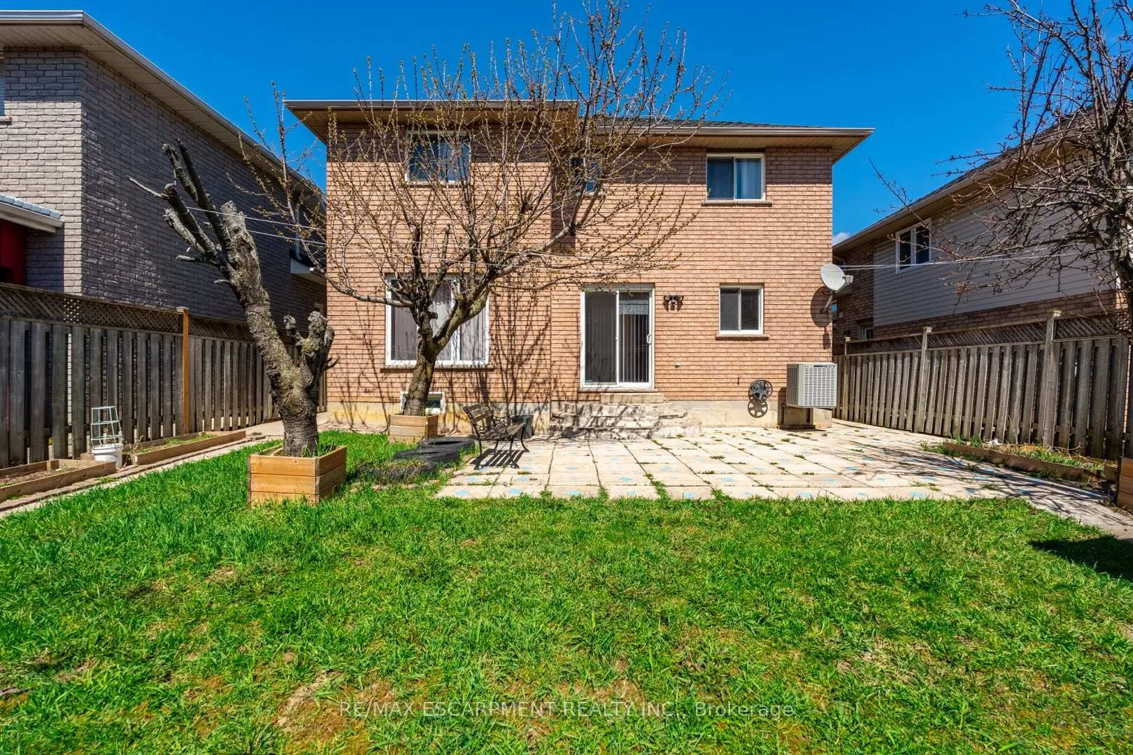 Photo 43 of 3 Resolute Drive, Hamilton, Crerar — HOMEH