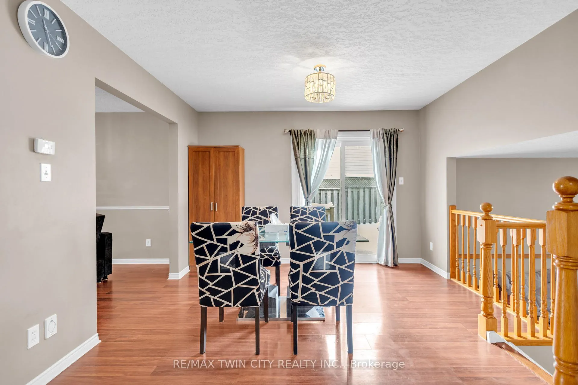 Photo 13 of 28 Ridgeway Crescent, Kitchener — HOMEH