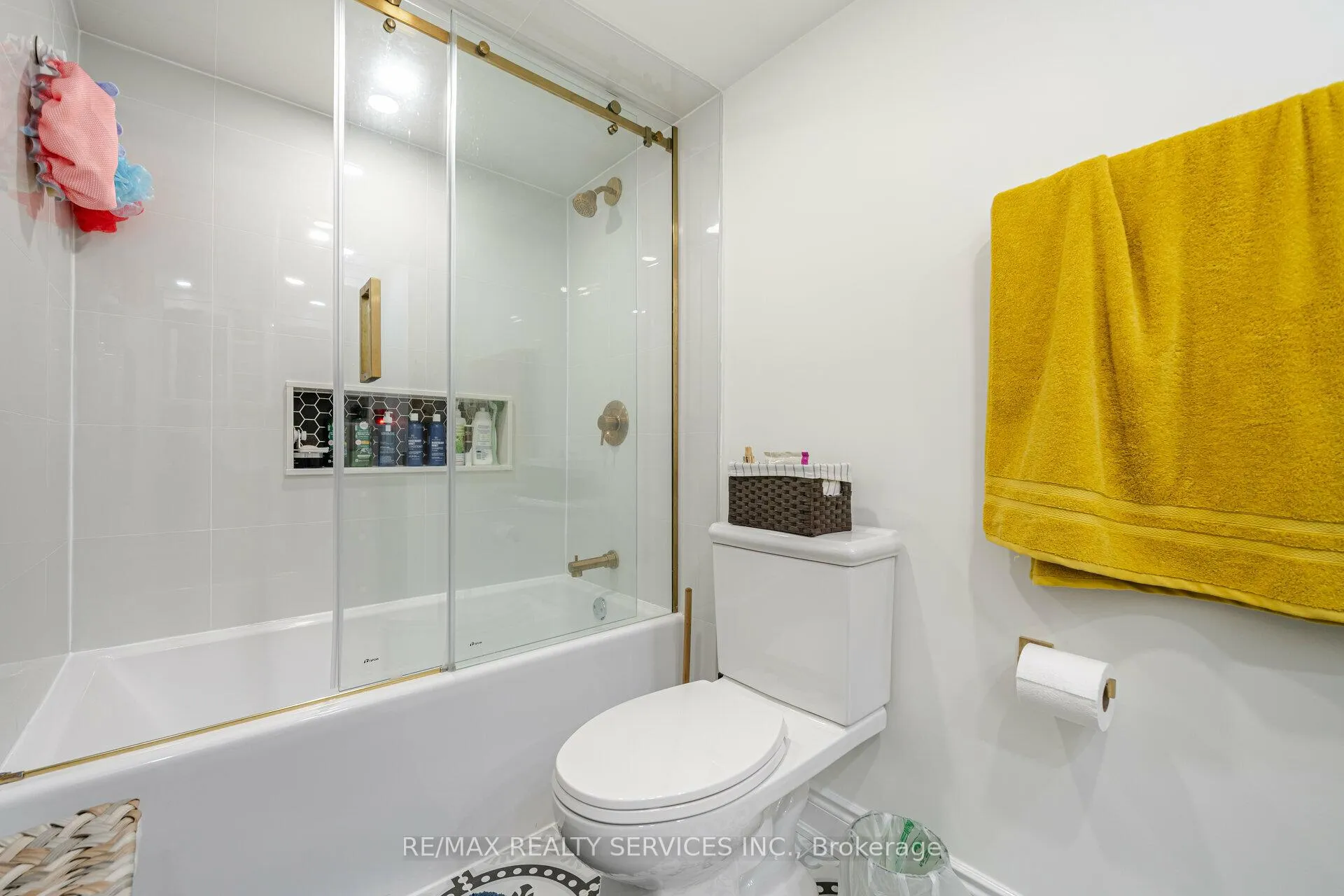 Photo 47 of 284 Johnson Drive, Shelburne — HOMEH
