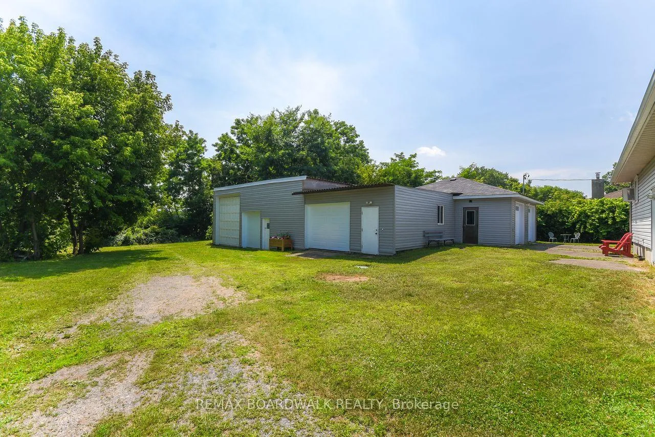 Photo 9 of 7032 Mason Street, Ottawa, Greely — HOMEH