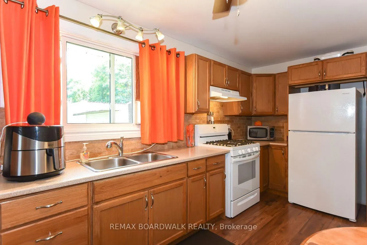 Photo 12 of 7032 Mason Street, Ottawa, Greely — HOMEH