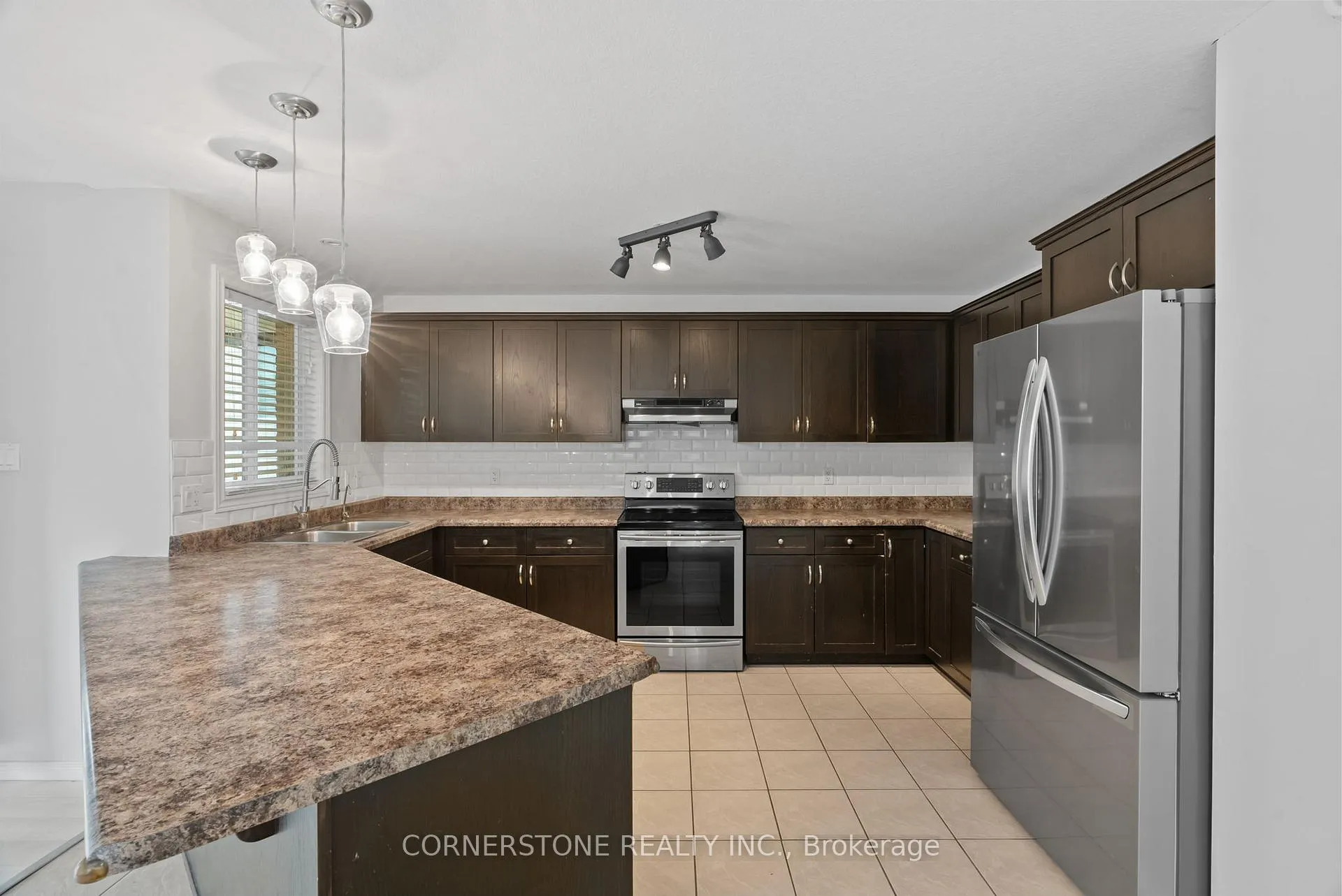 Photo 8 of 124 Fleming Way, Shelburne — HOMEH