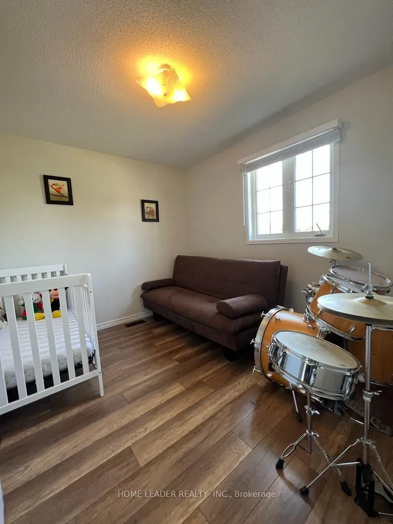 Photo 13 of 81 Holley Meadow Road, Barrie, Holly — HOMEH