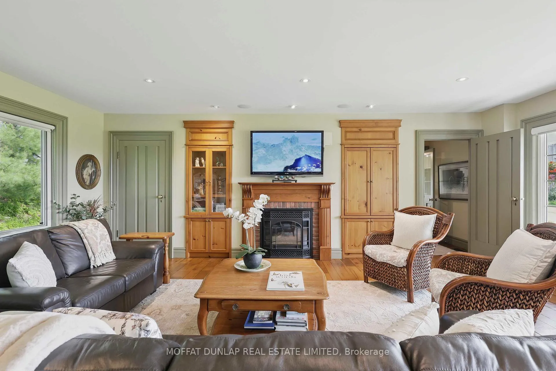 Photo 4 of 16473 Mount Pleasant Road, Caledon, Rural Caledon — HOMEH
